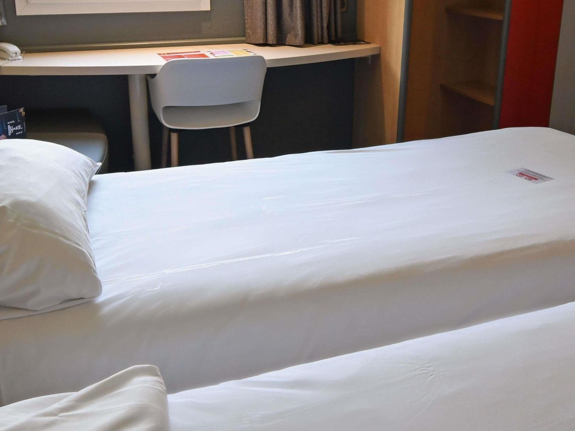 Chambre Standard avec 2 Lits Simples