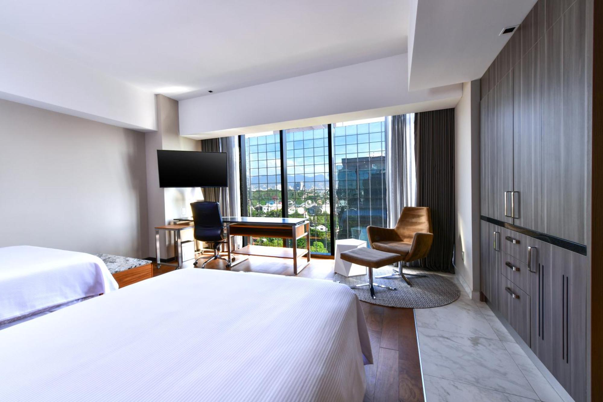 Executive Suite