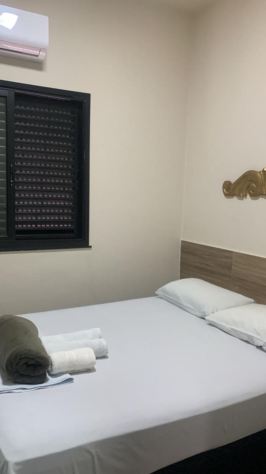 Quarto Duplo Família