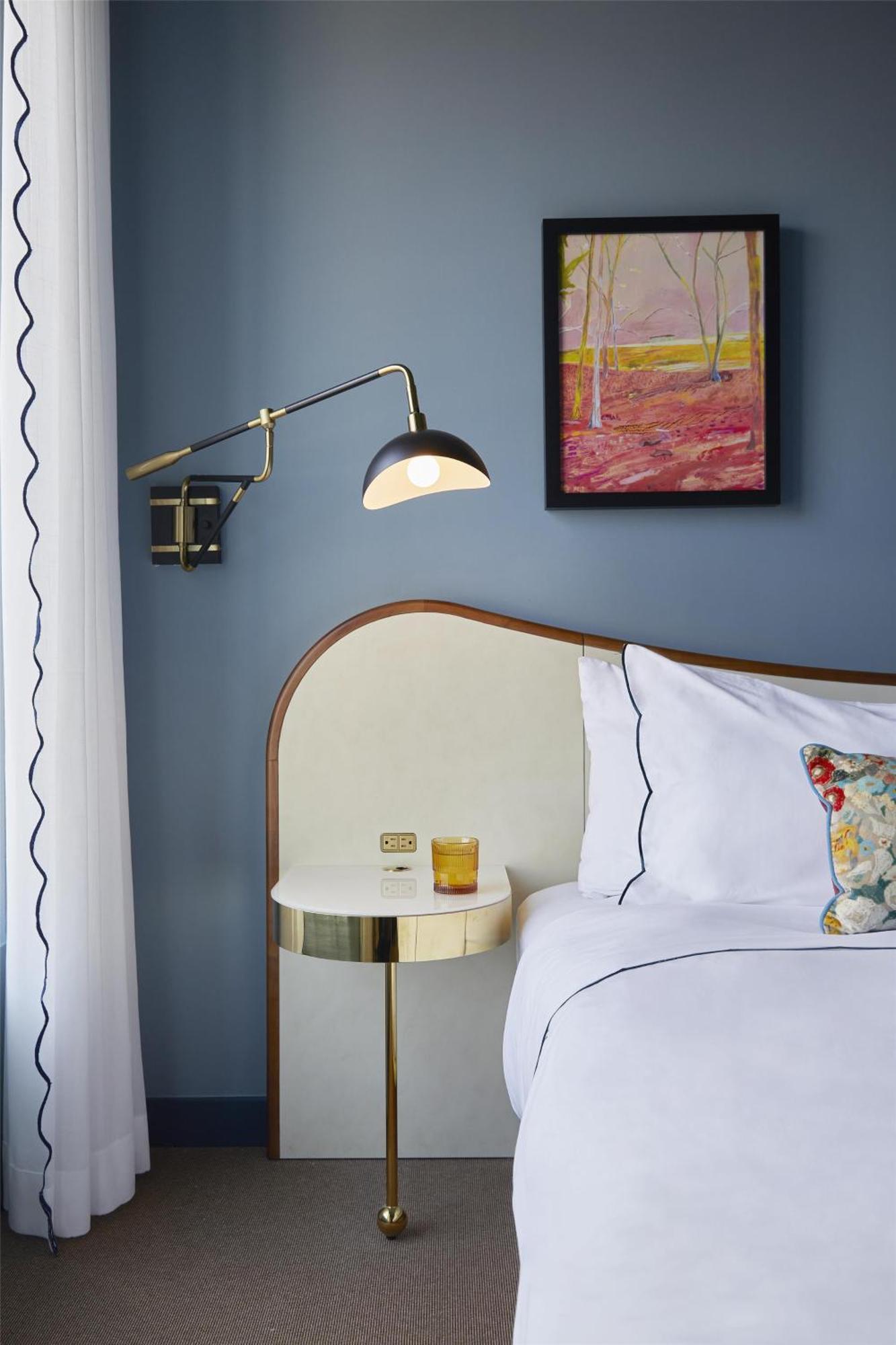 Petite King Room