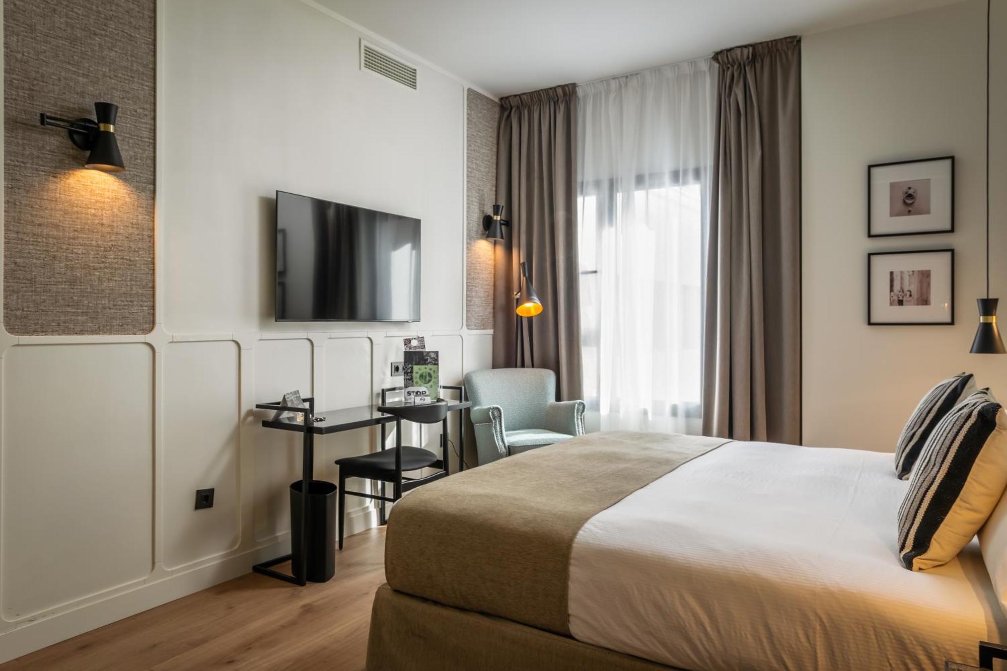 Queen Room Disability Access