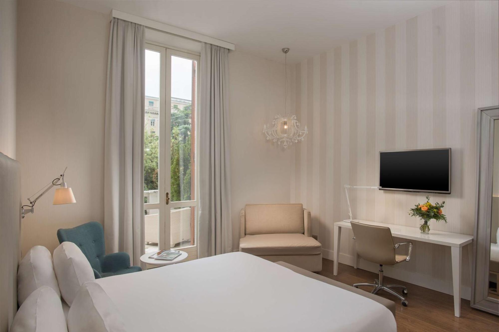Superior Double or Twin Room XL View