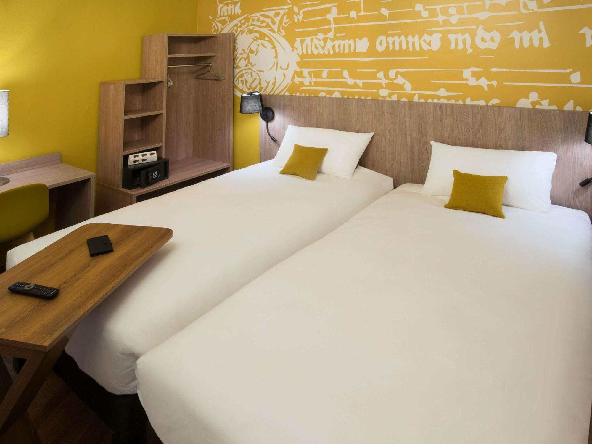 Standard Twin Room,1705566028:JPEG