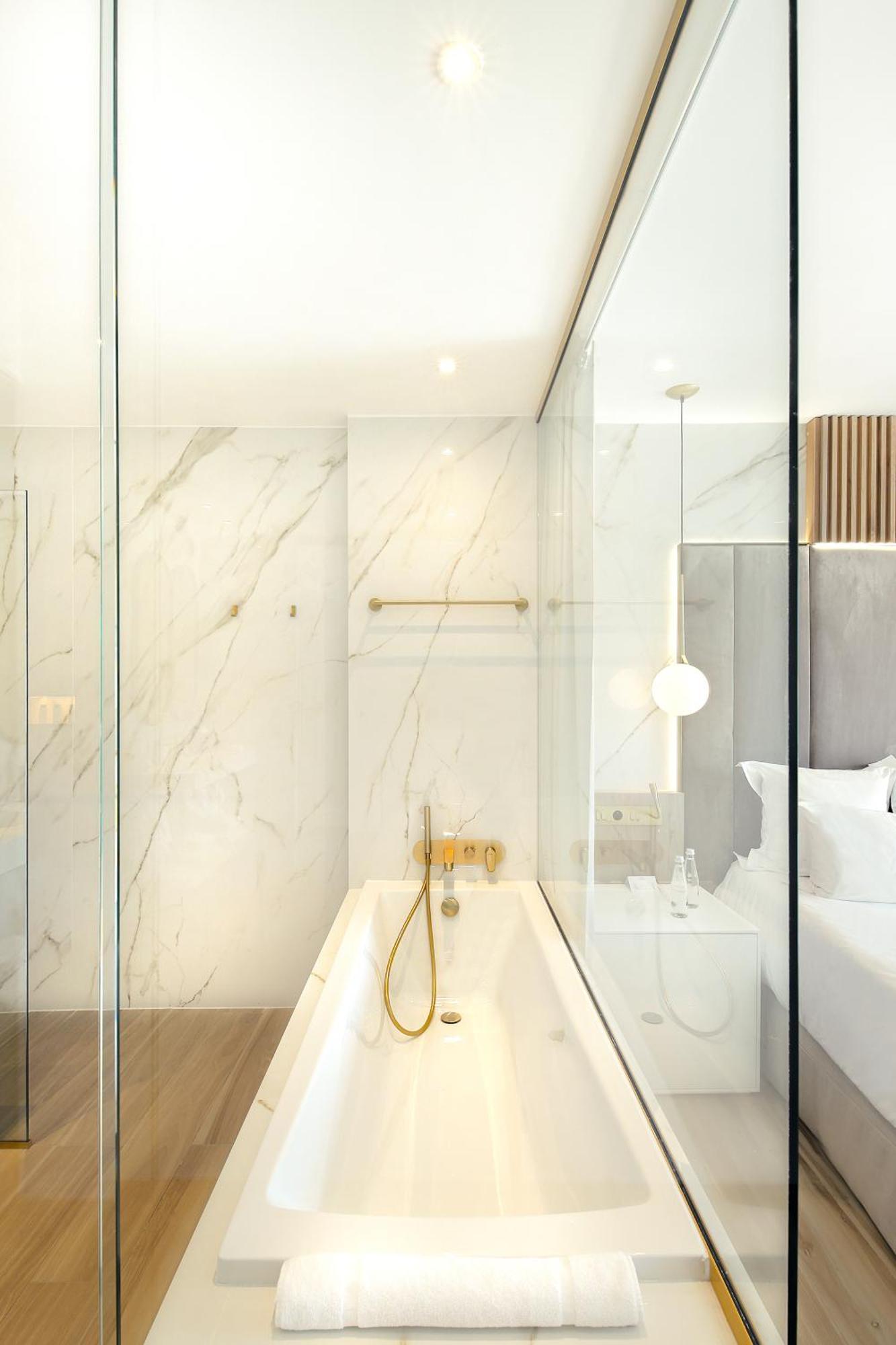 Luxury Room
