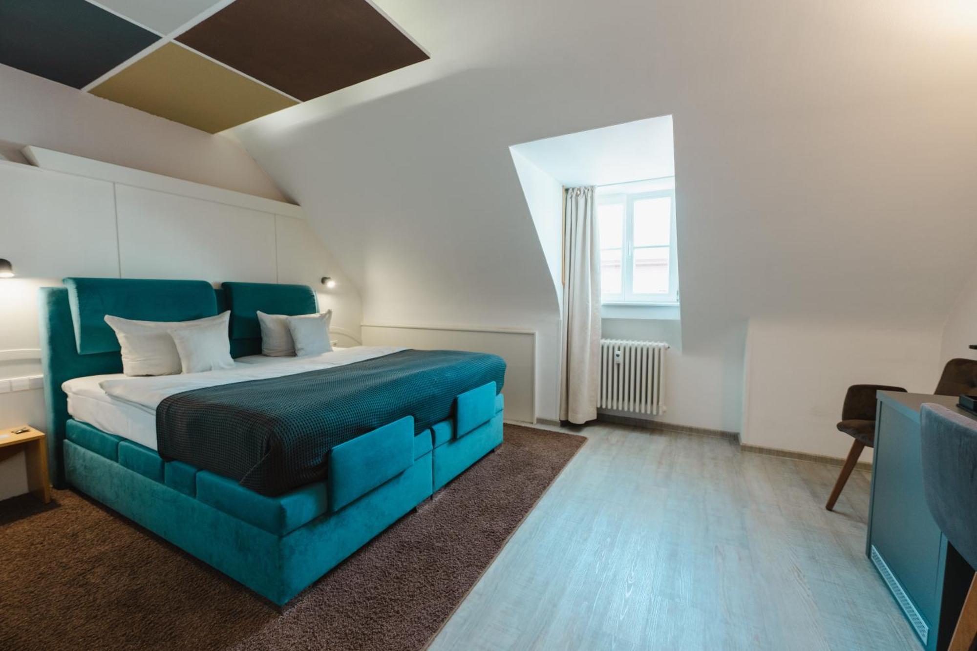 Classic Double Room