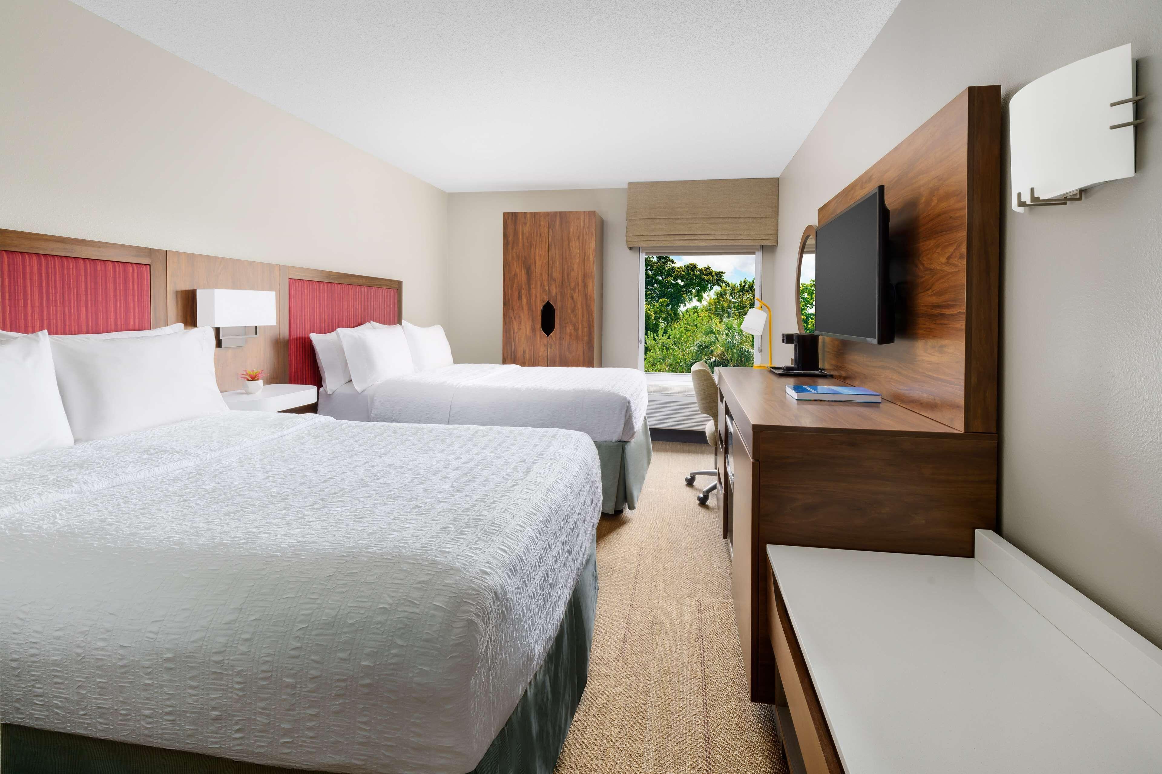 Double Room Two Double Beds Non-Smoking