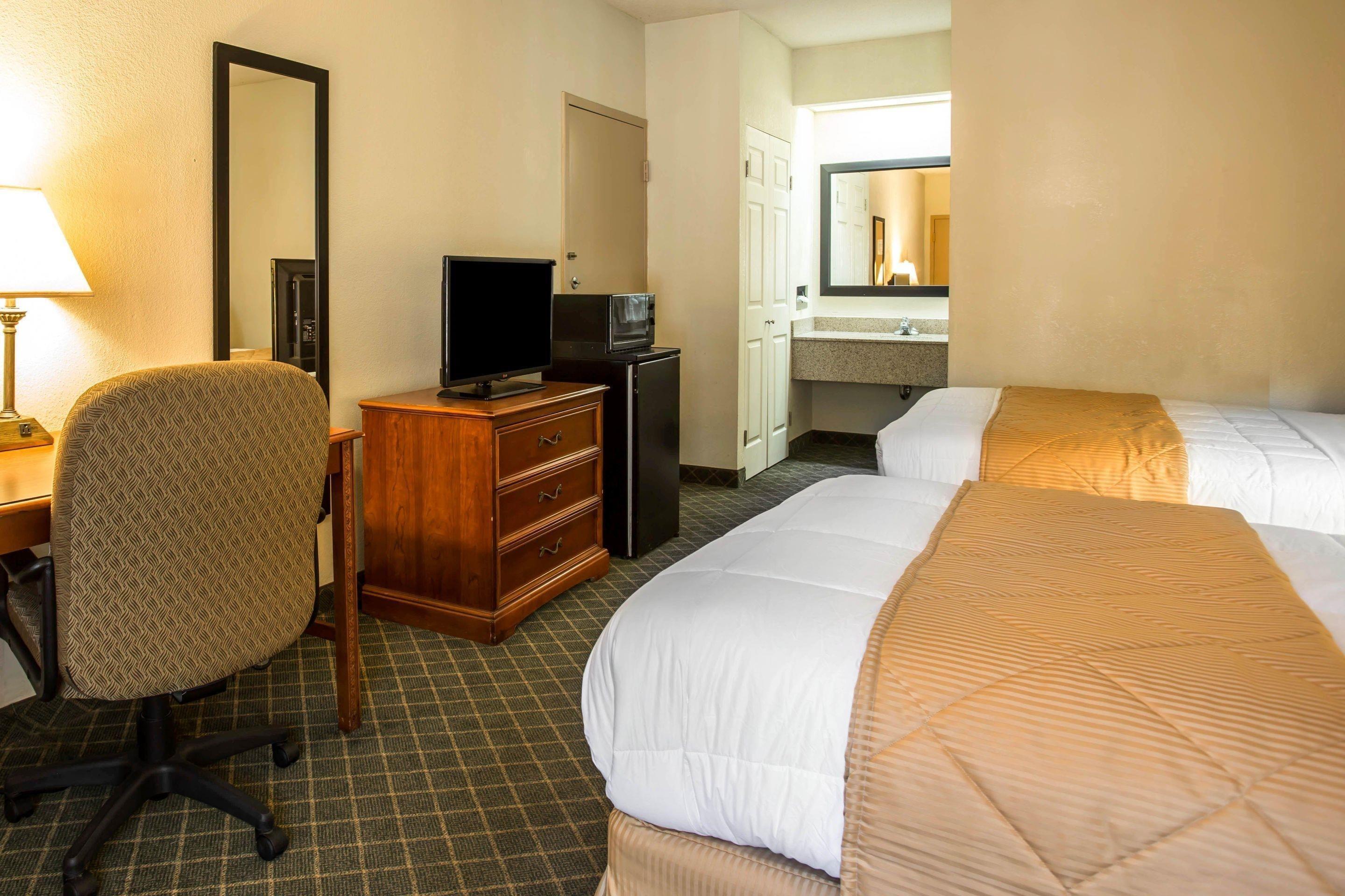 Double Room Two Double Beds Non-Smoking