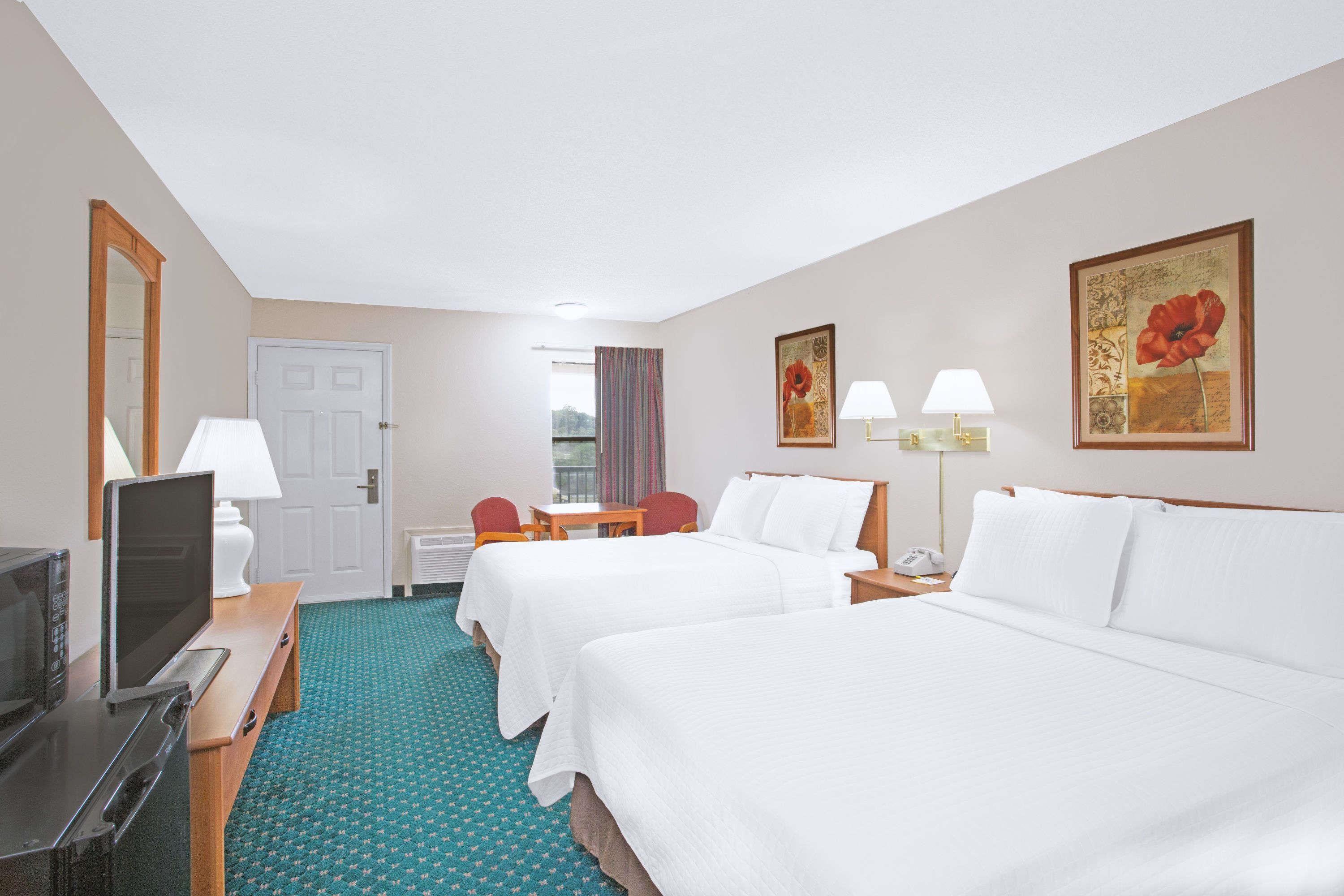 King Room Mobility Access or Non-Smoking