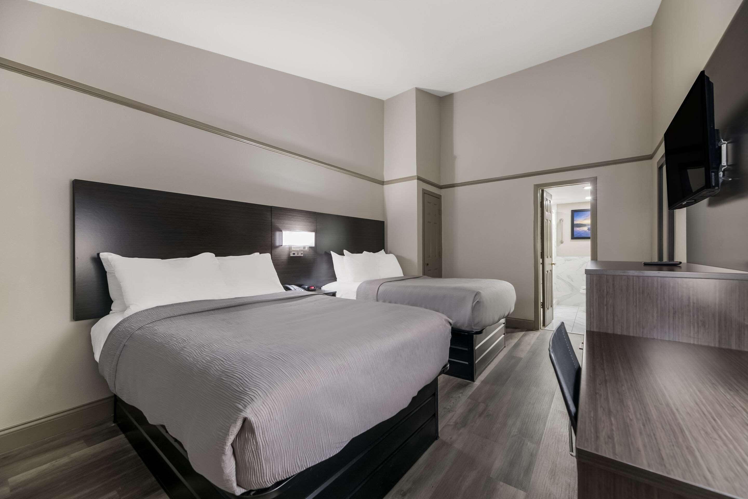 Quadruple Room Smoking