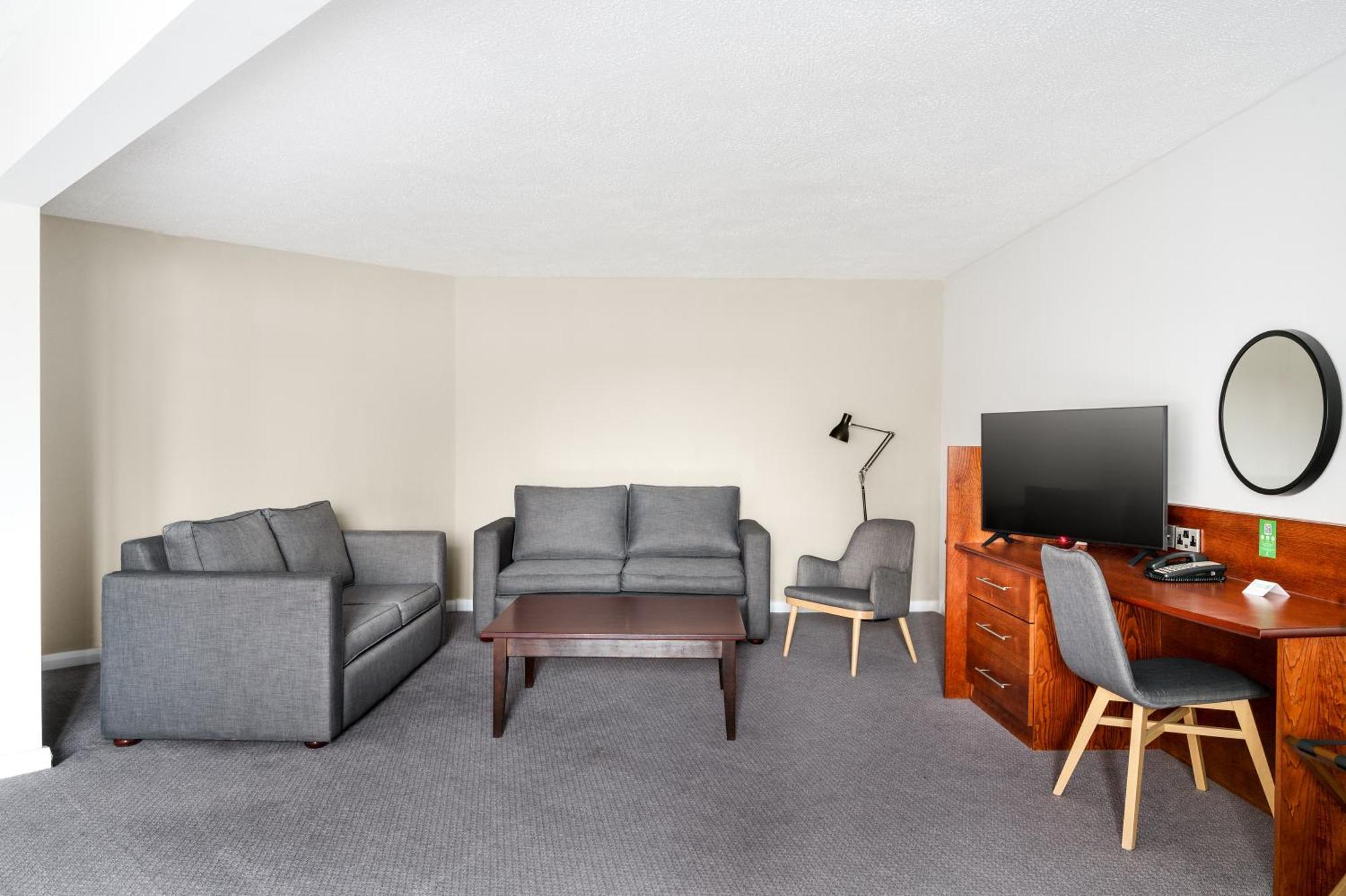 Double Suite Two Double Beds Sofa Bed