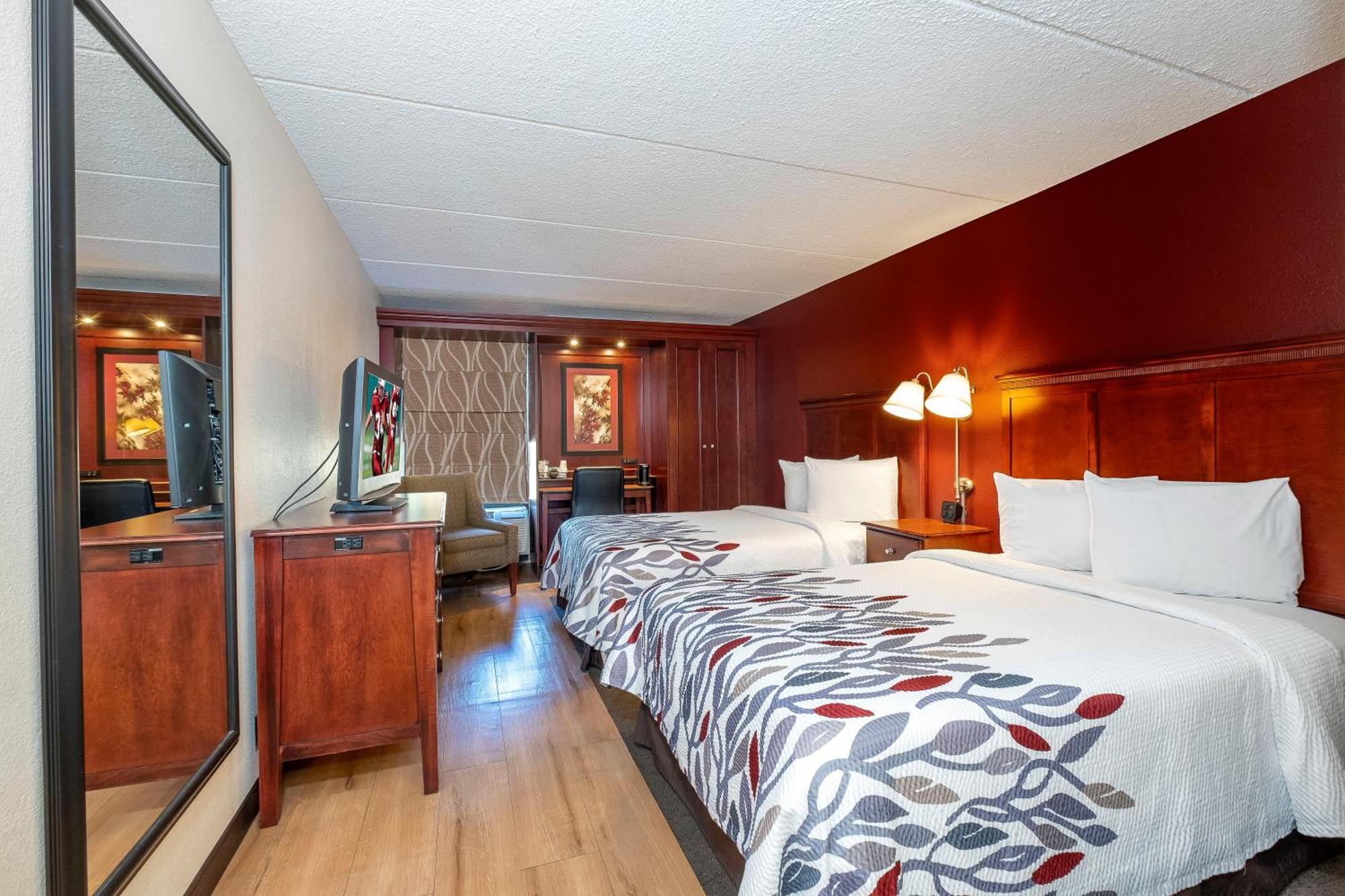 Standard Room Two Double Beds Smoke