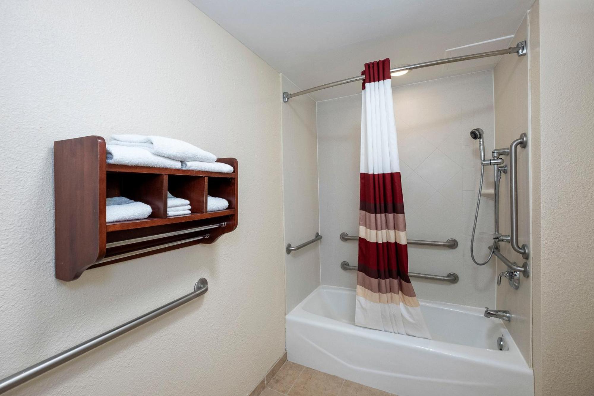 Deluxe Room One Double Bed Disability Access Smoke