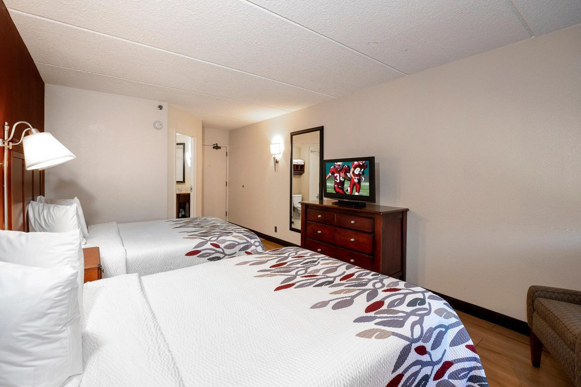 Standard Room Two Double Beds Smoke