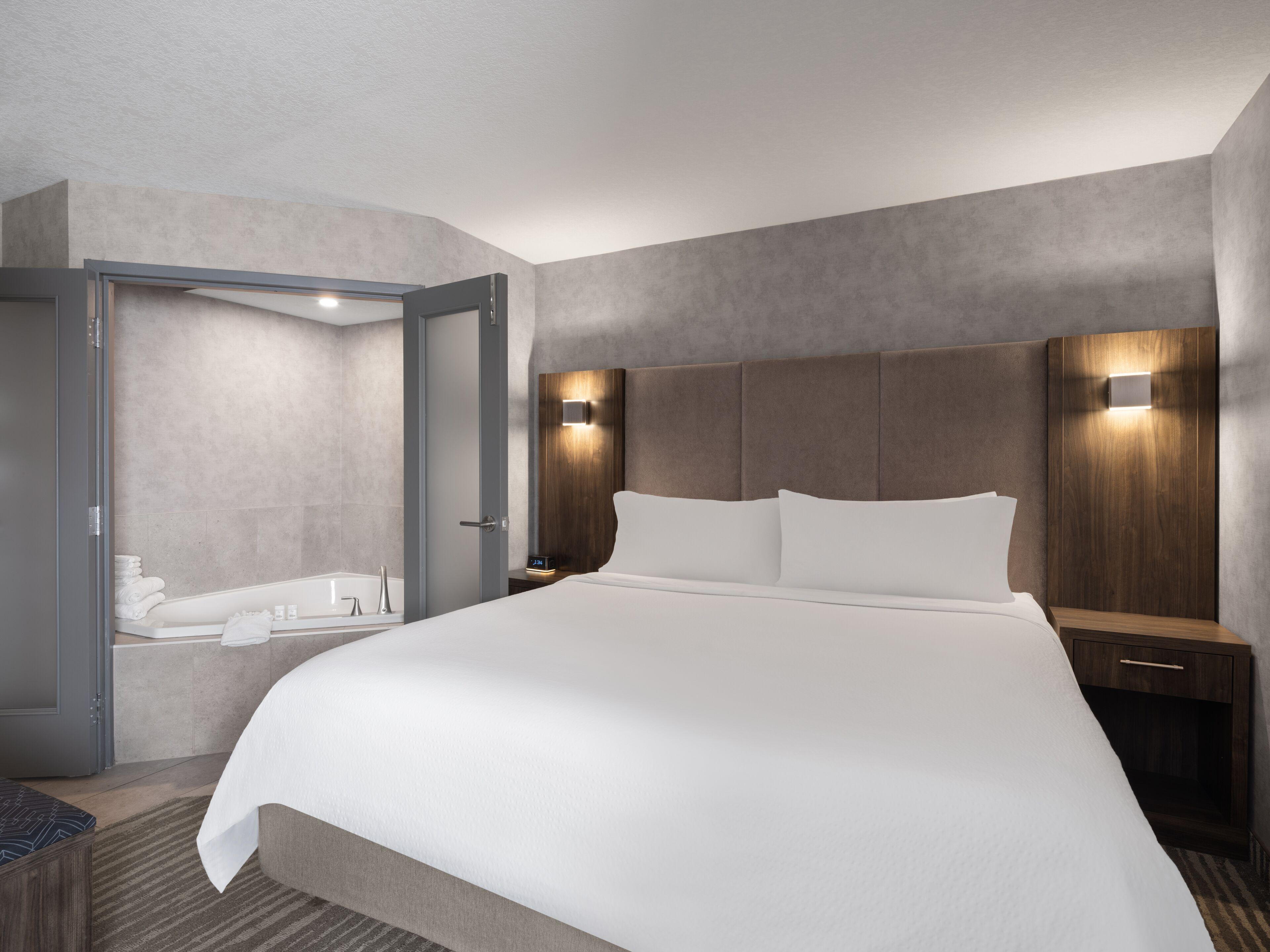 King Suite Spa Bath