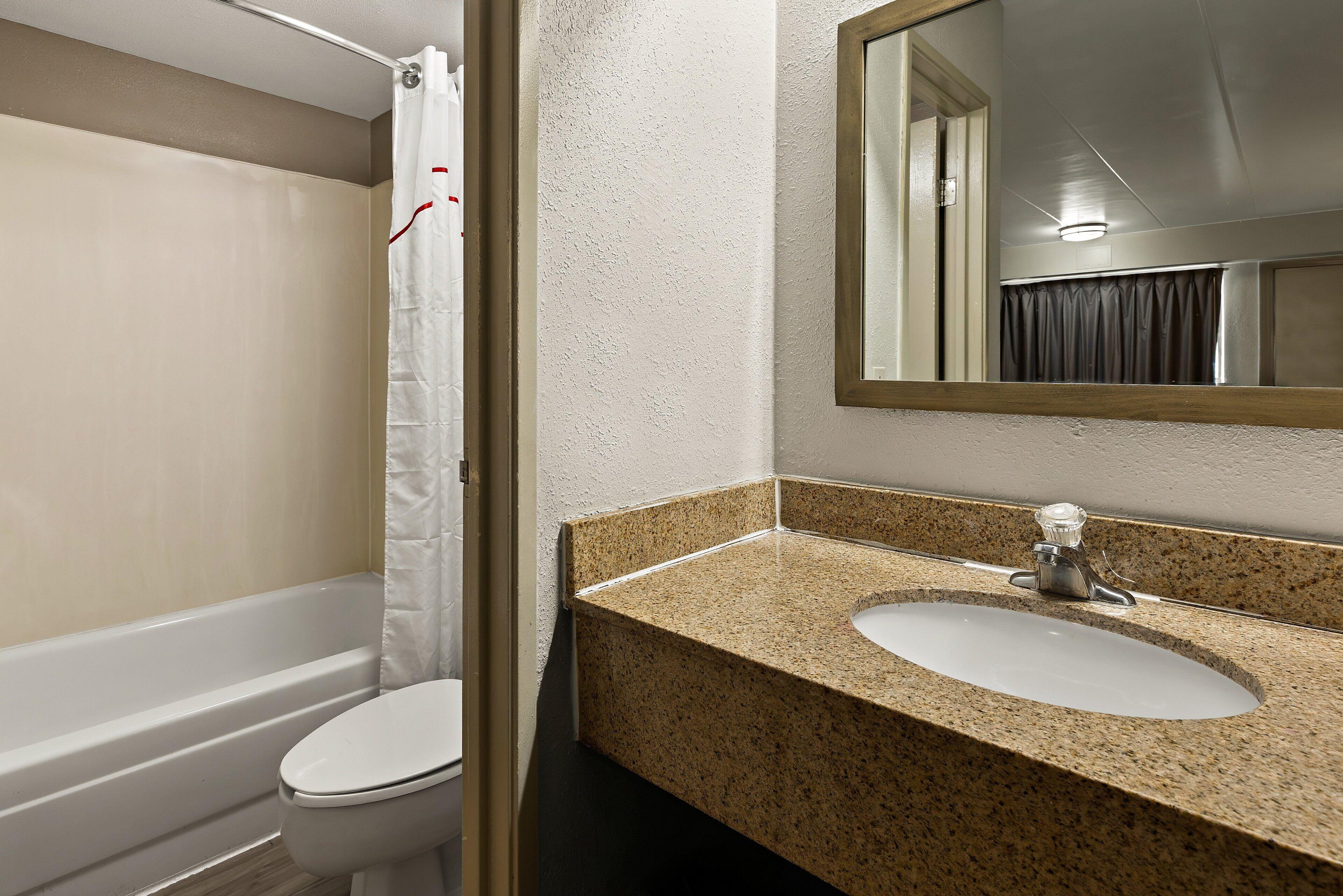 Deluxe Room Two Double Beds Smoke