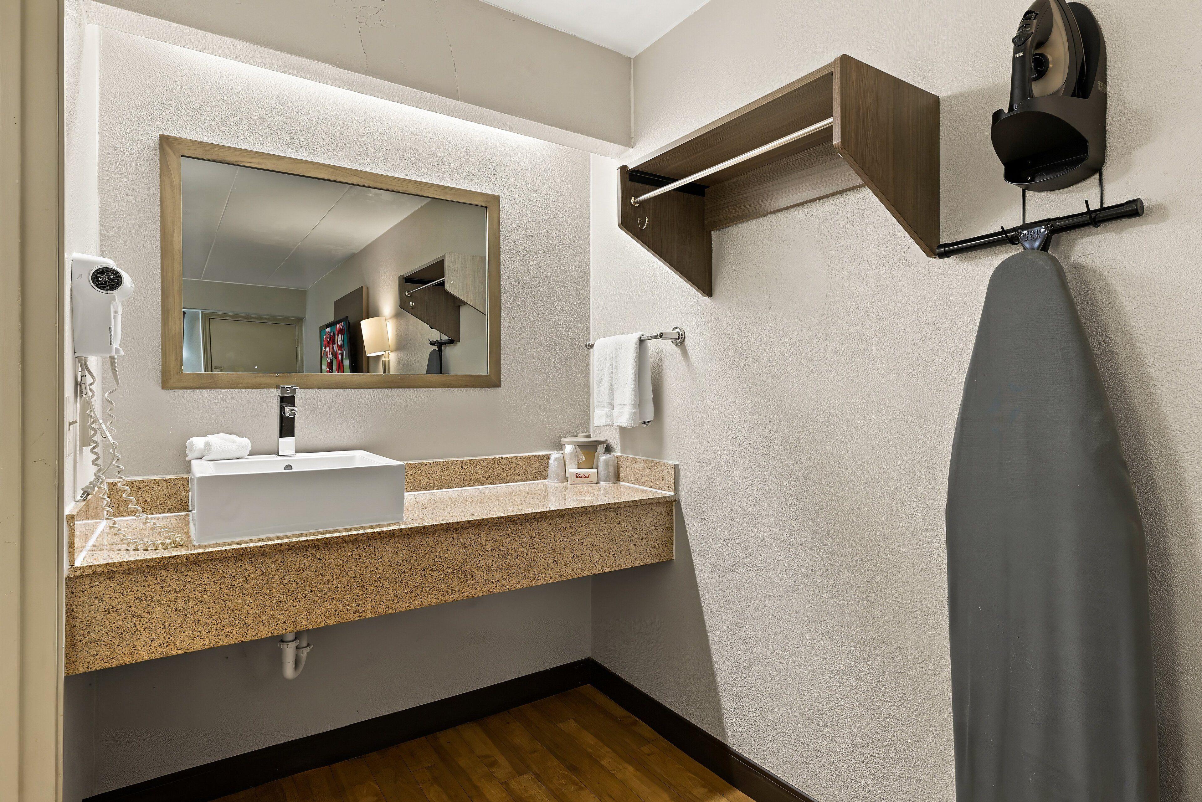 Deluxe Room Two Double Beds Smoke