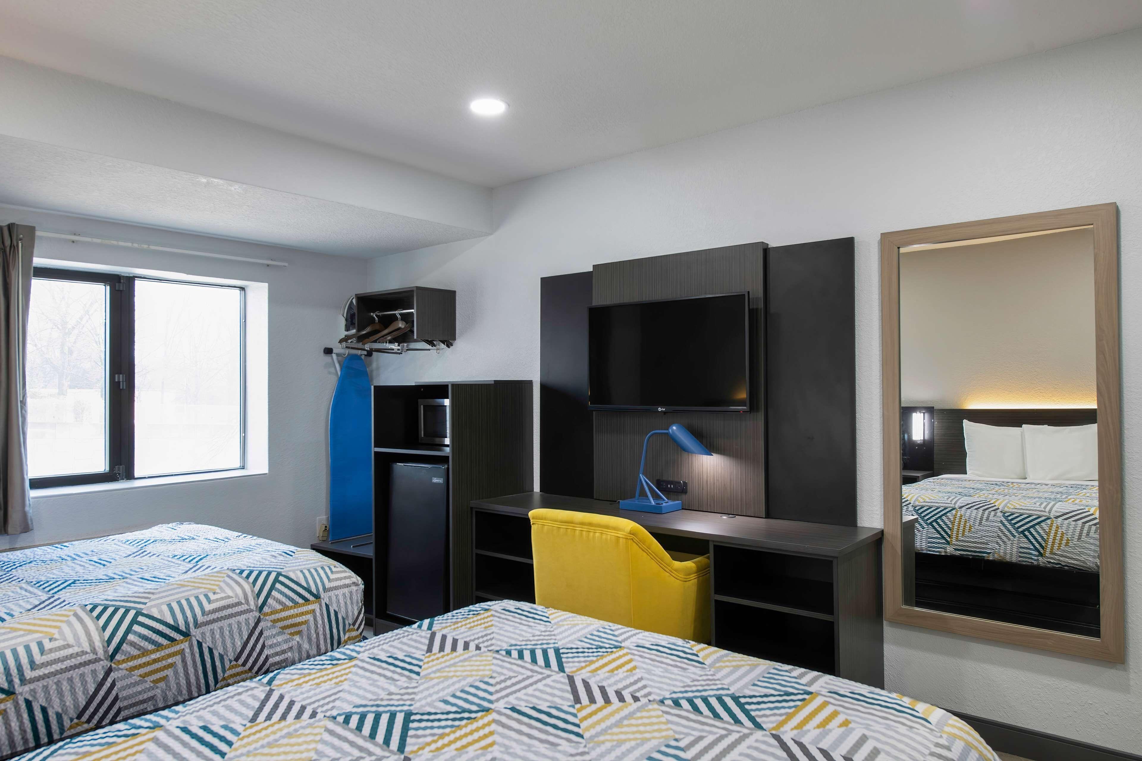 Quadruple Room Disability Access Non-Smoking