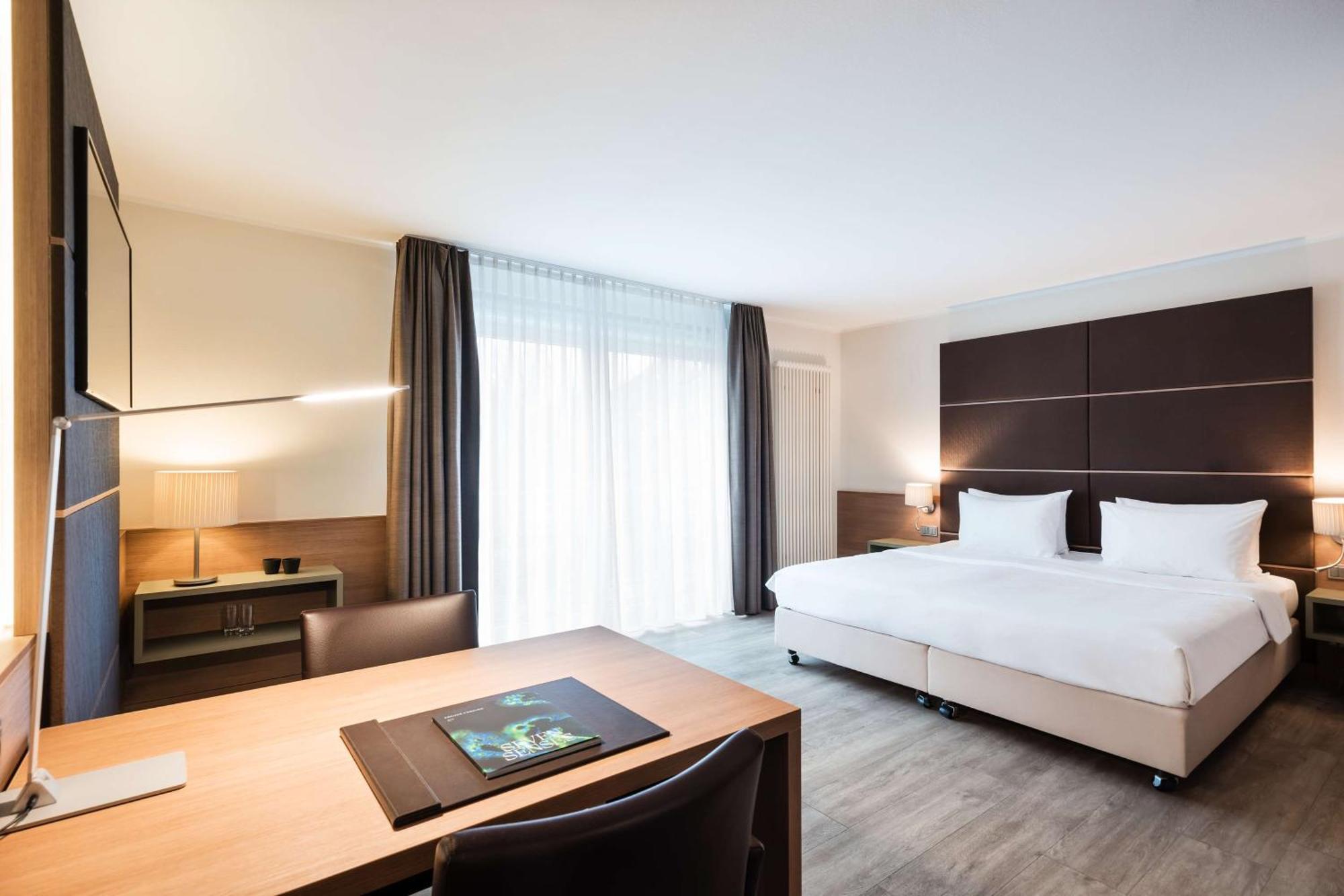 Premium King Room