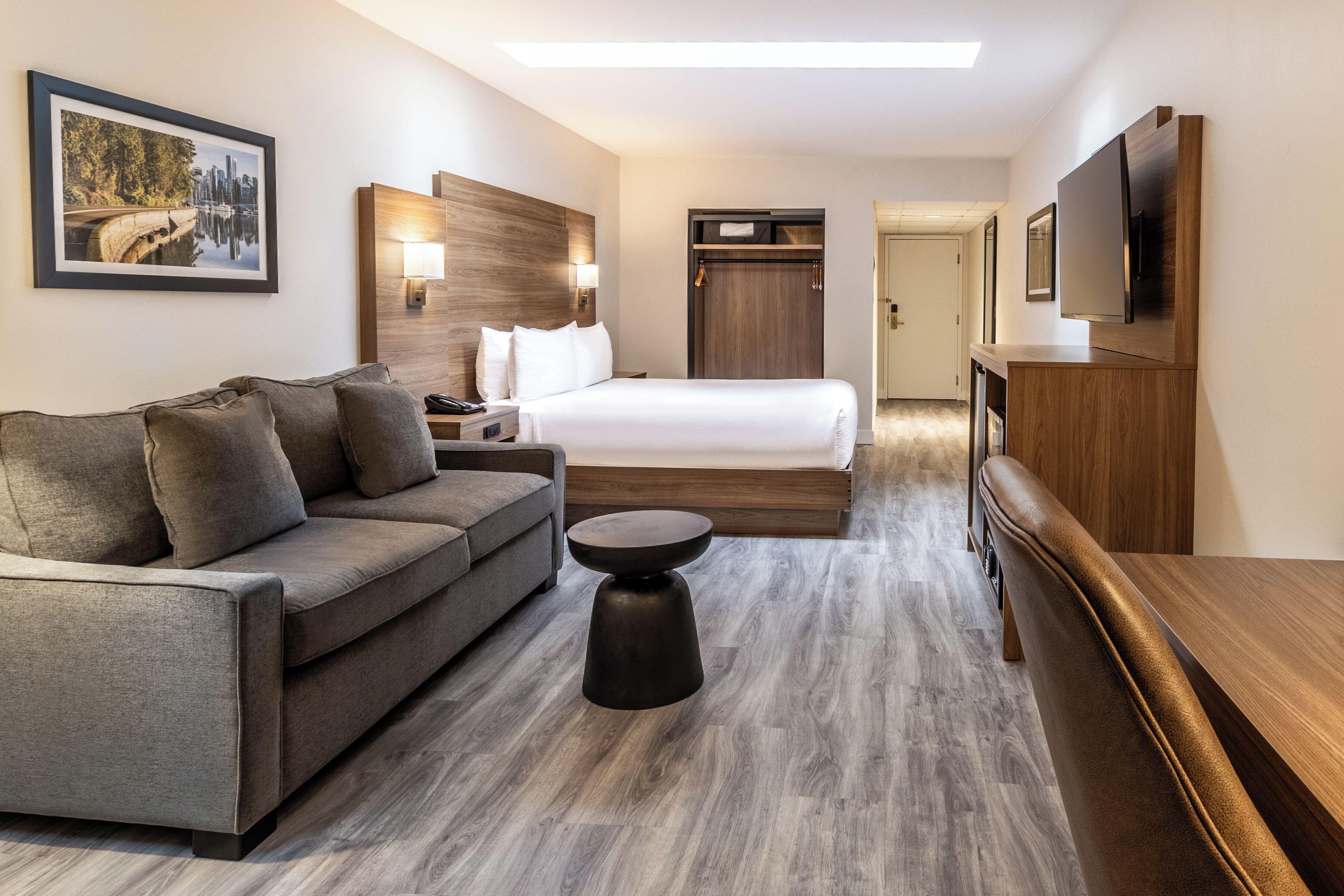 One Queen Bed Interior