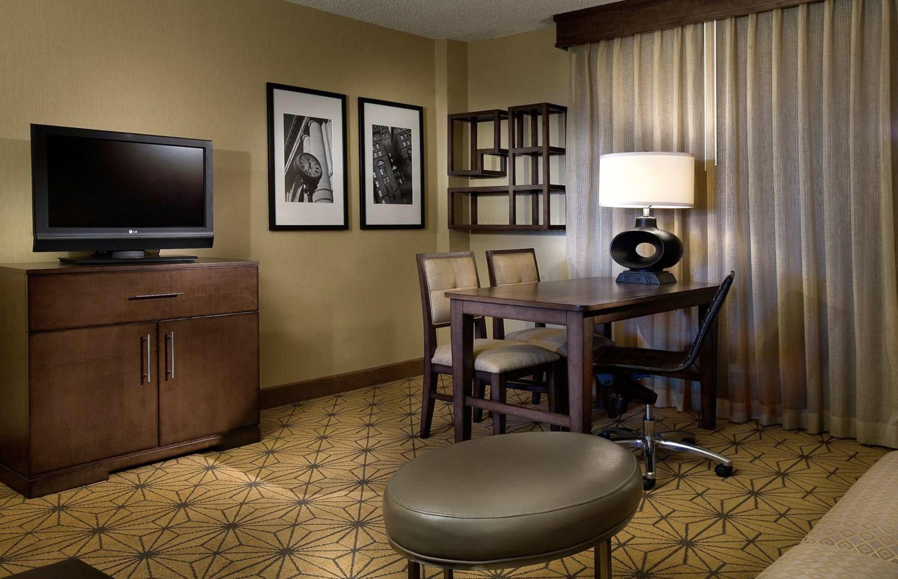 King Custom Suite Non Smoking