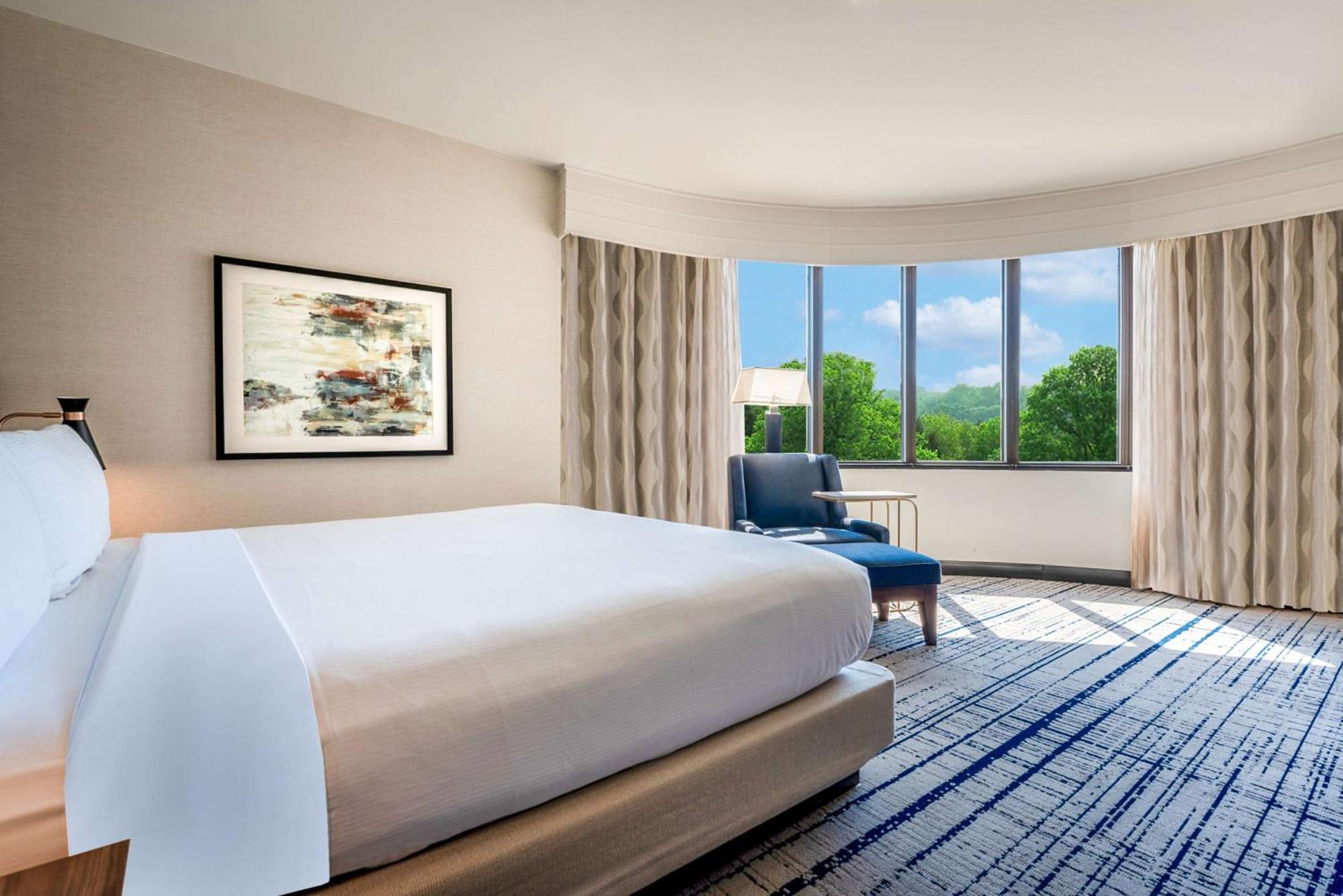 Corner King Room Panoramic View