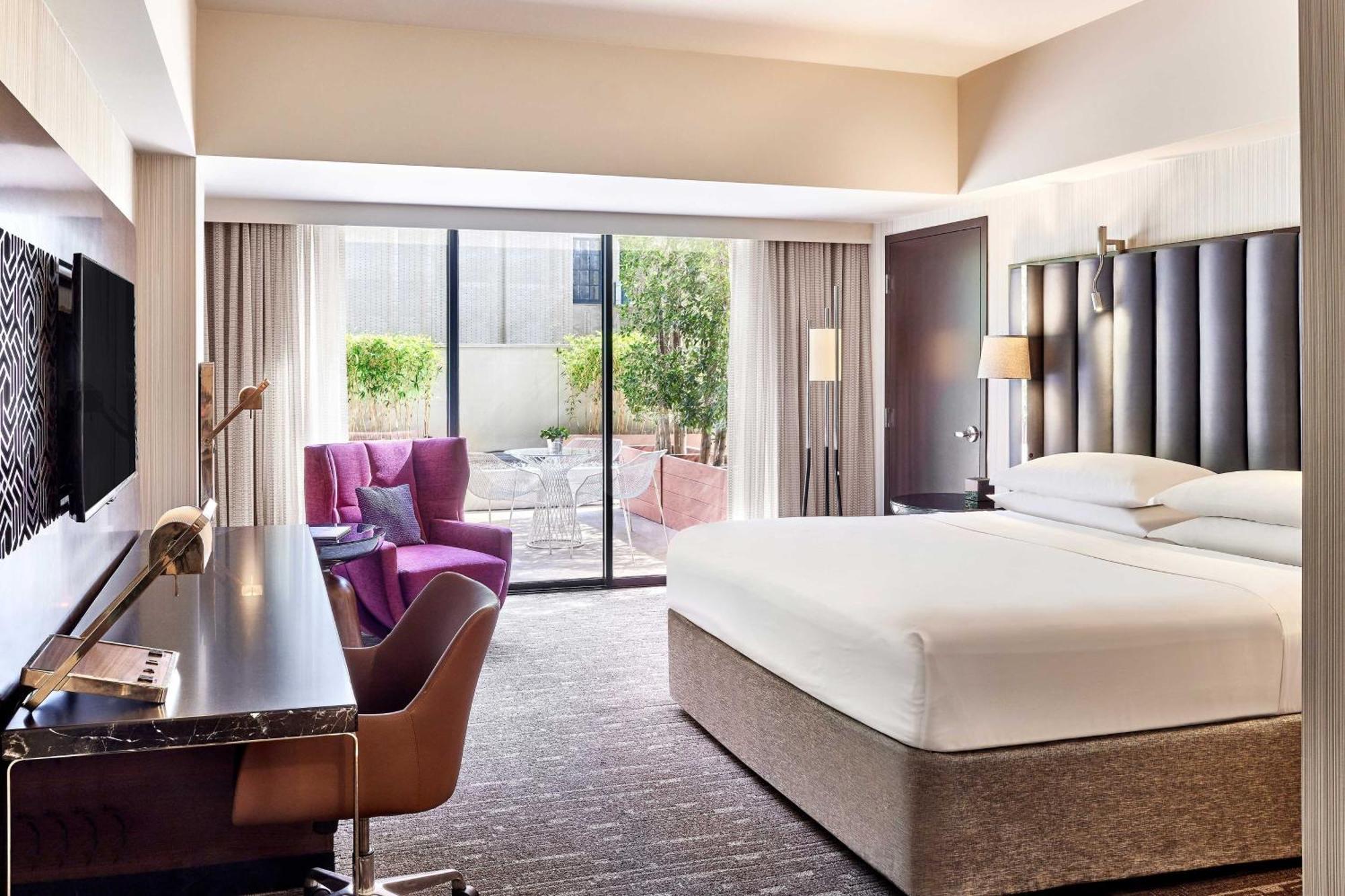 Deluxe Guest room 1 King
