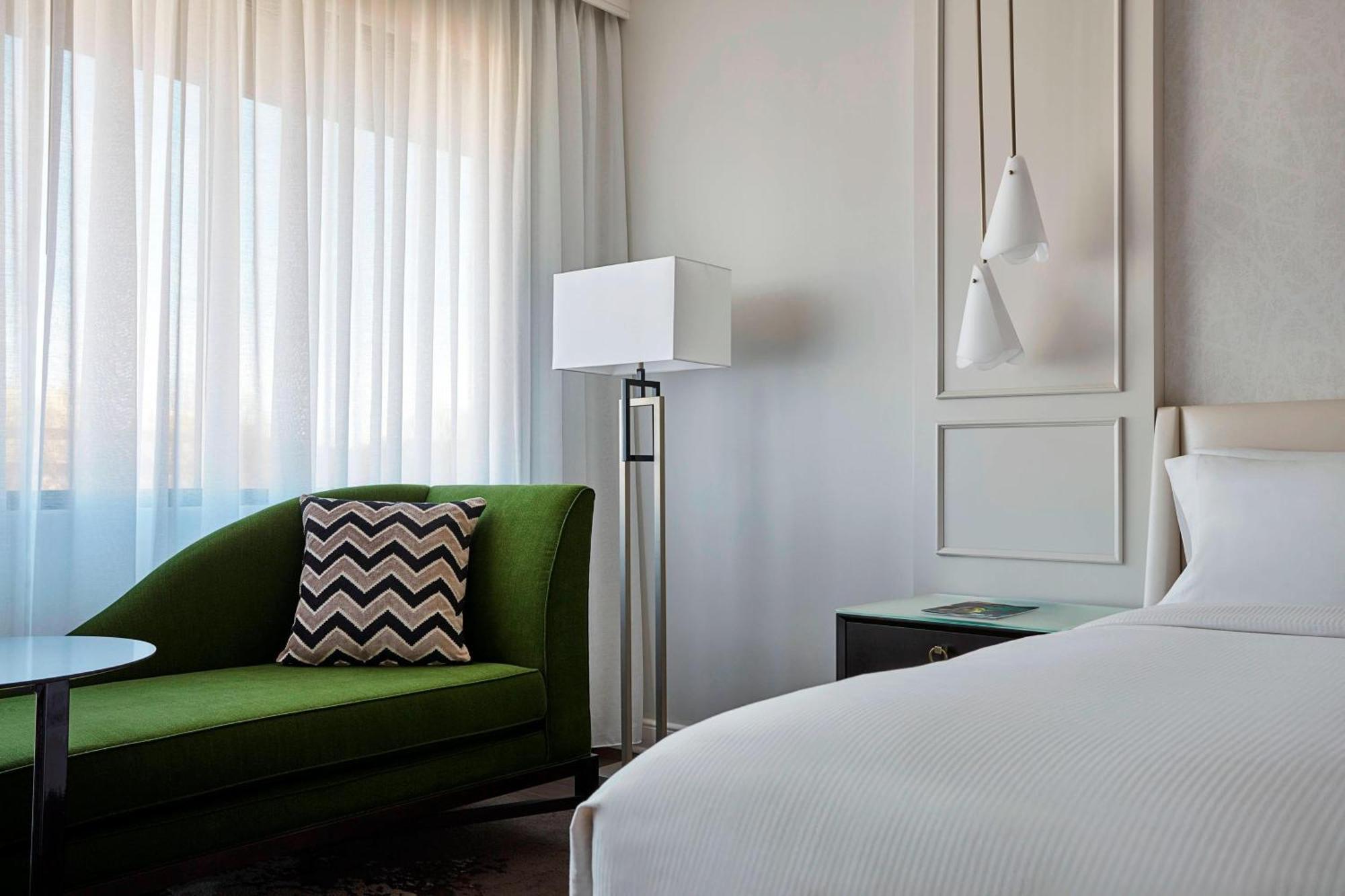 King or Queen Room