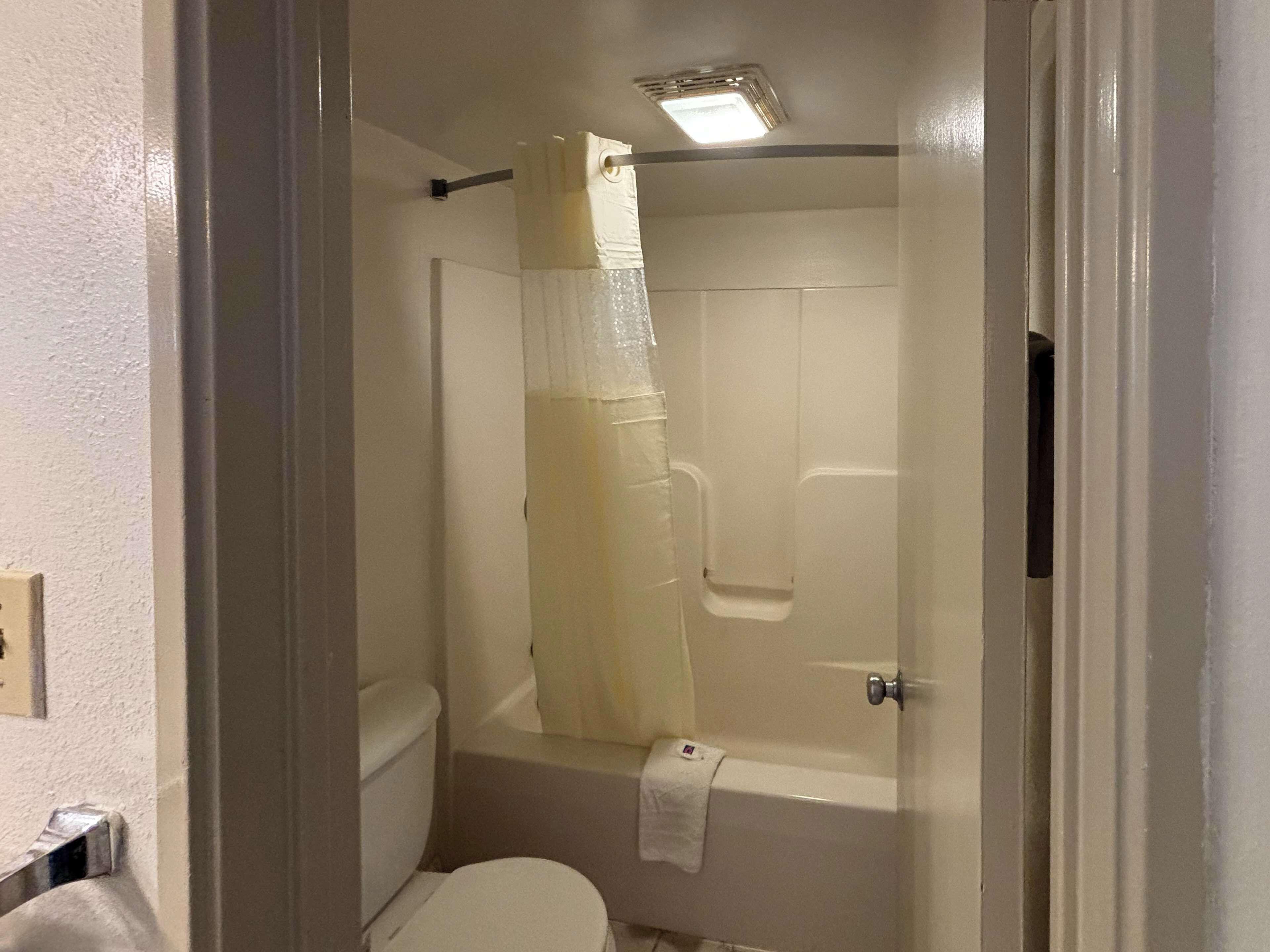 Quadruple Room - Non-Smoking