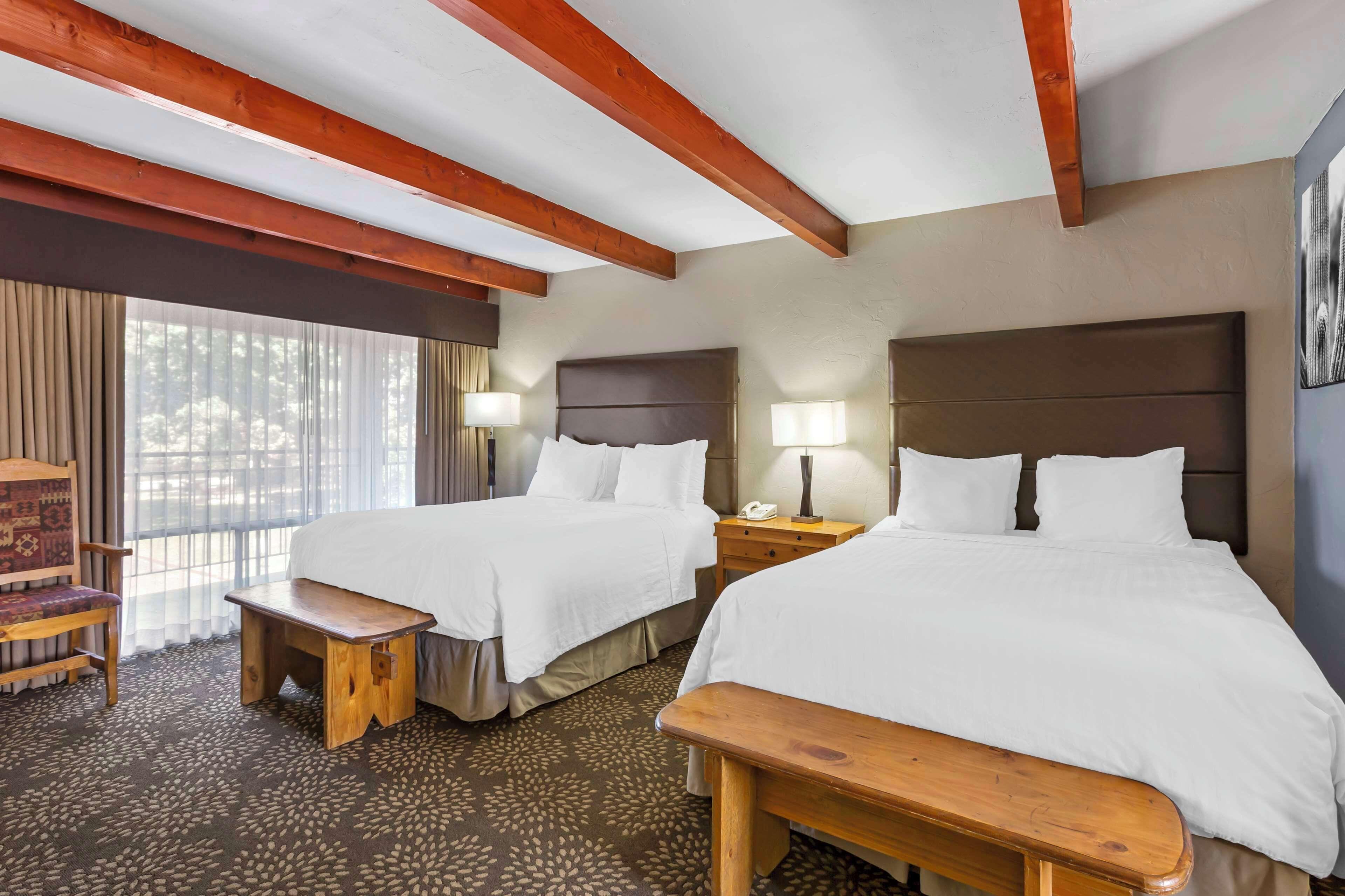 Queen Room Two Queen Beds