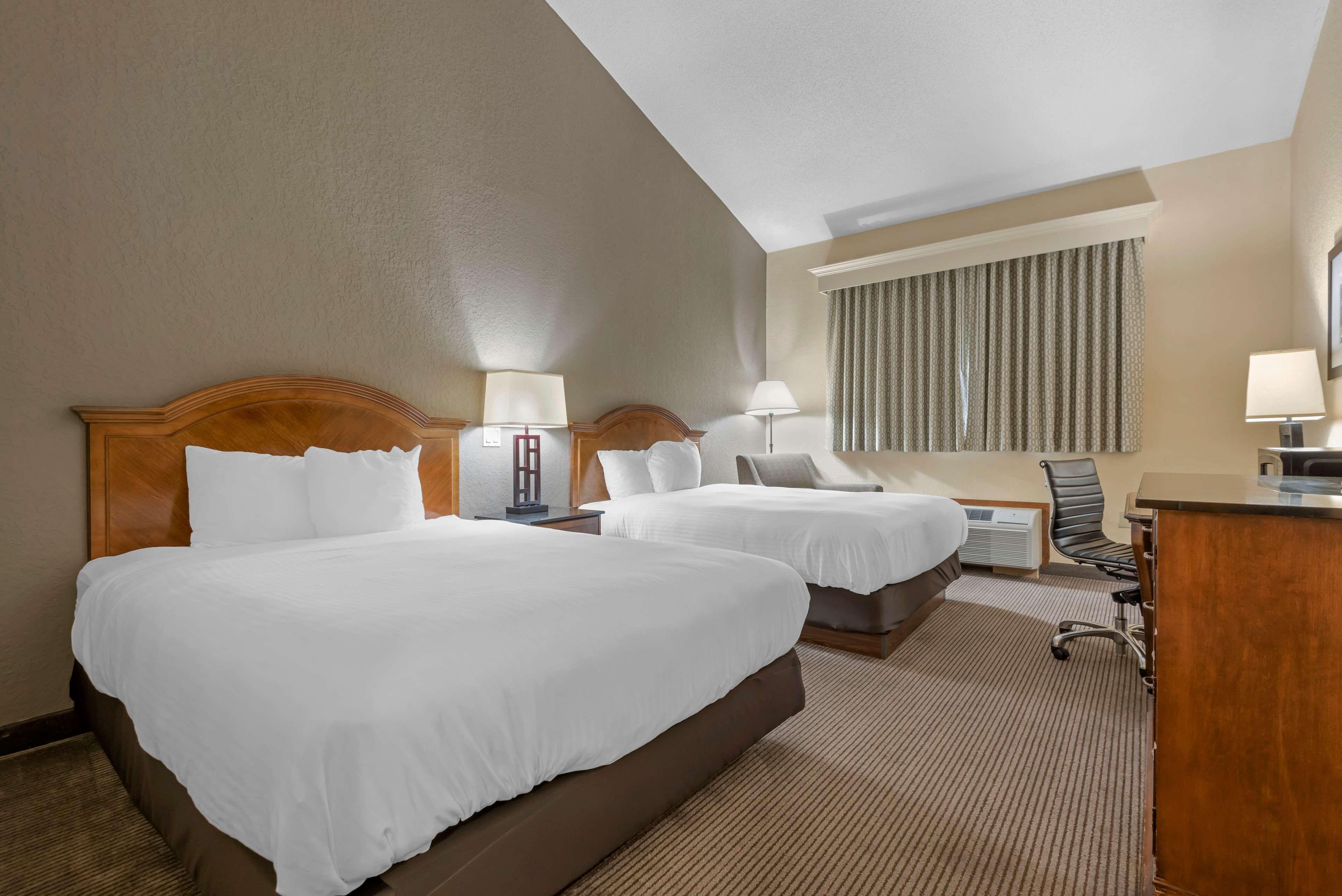 Queen Room Two Queen Beds