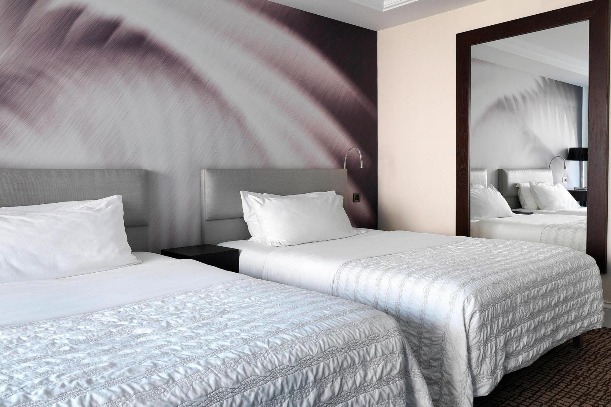 Classic Guest room 2 Double City view