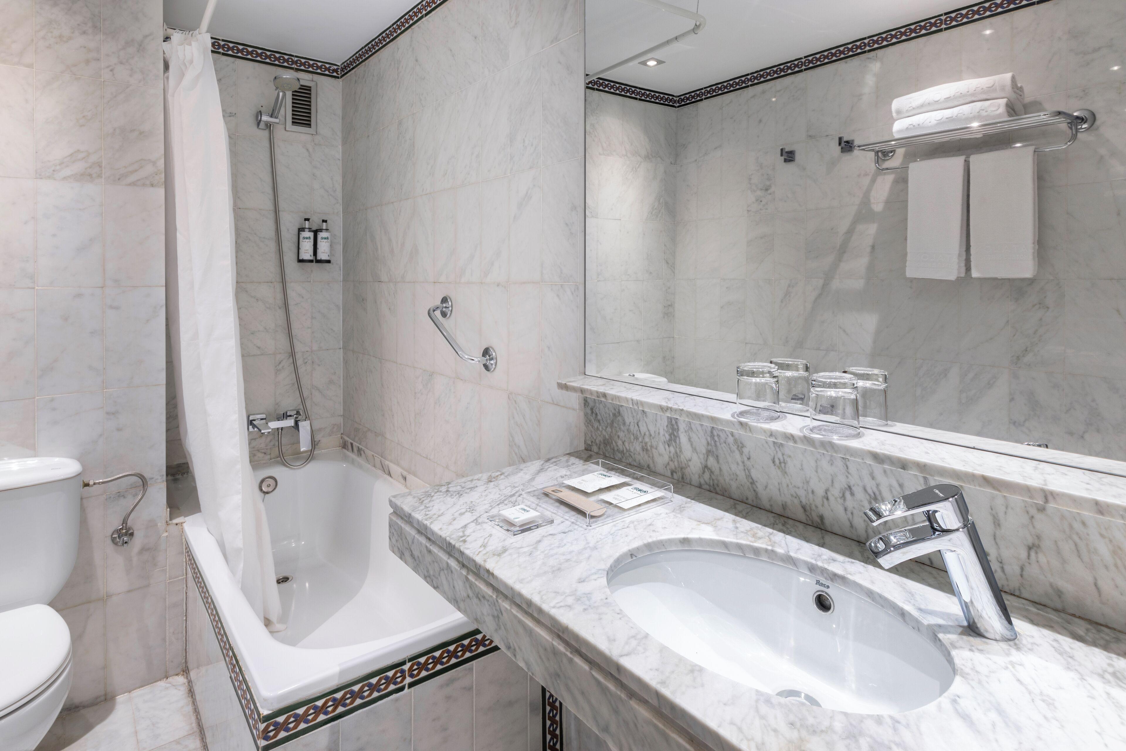 Triple  Room