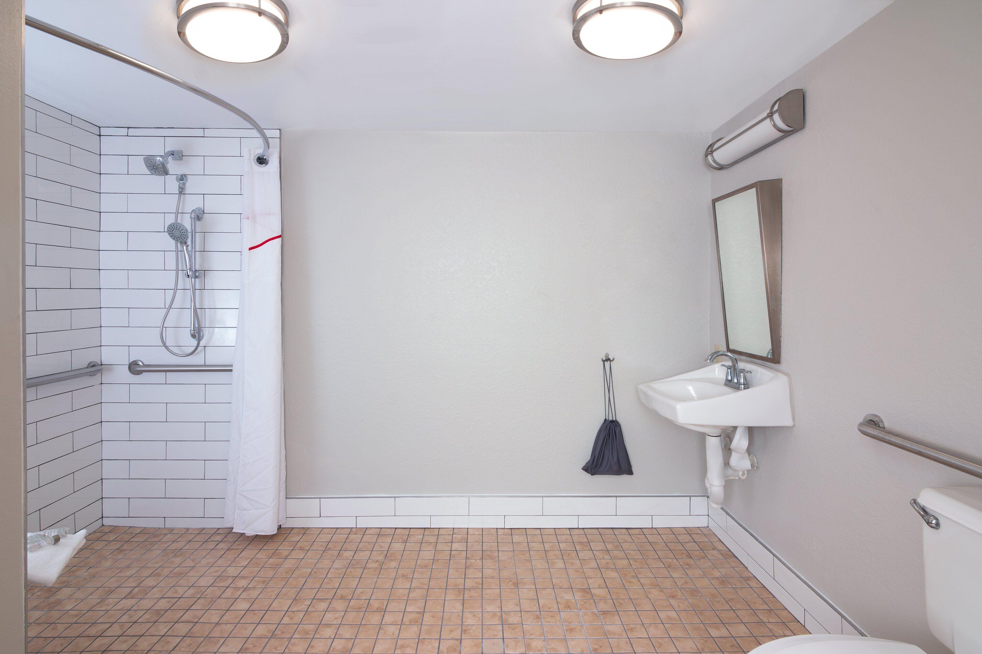 Superior King Room Disability Access Roll Shower Smoke