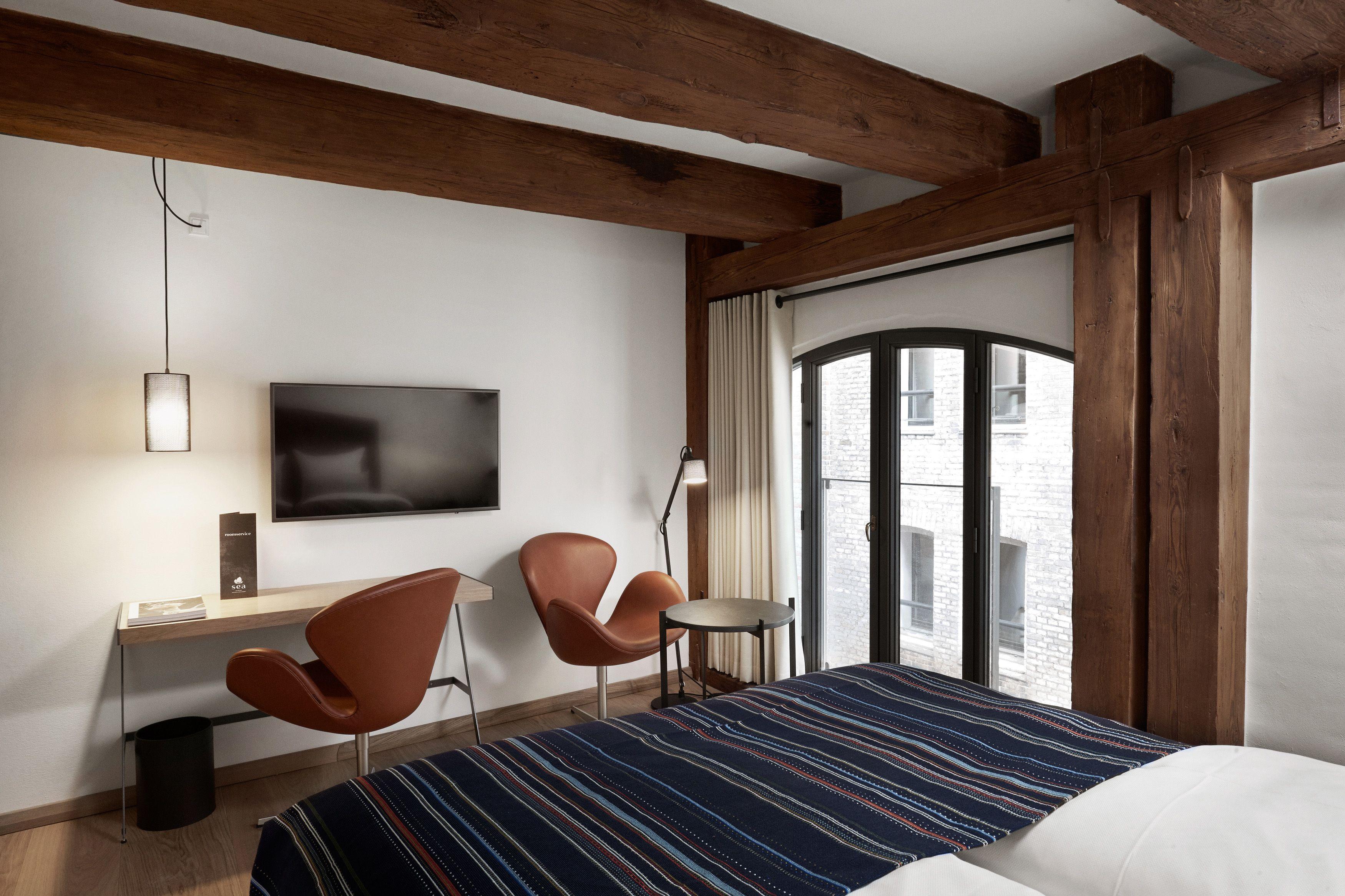 Executive Double Deluxe Room