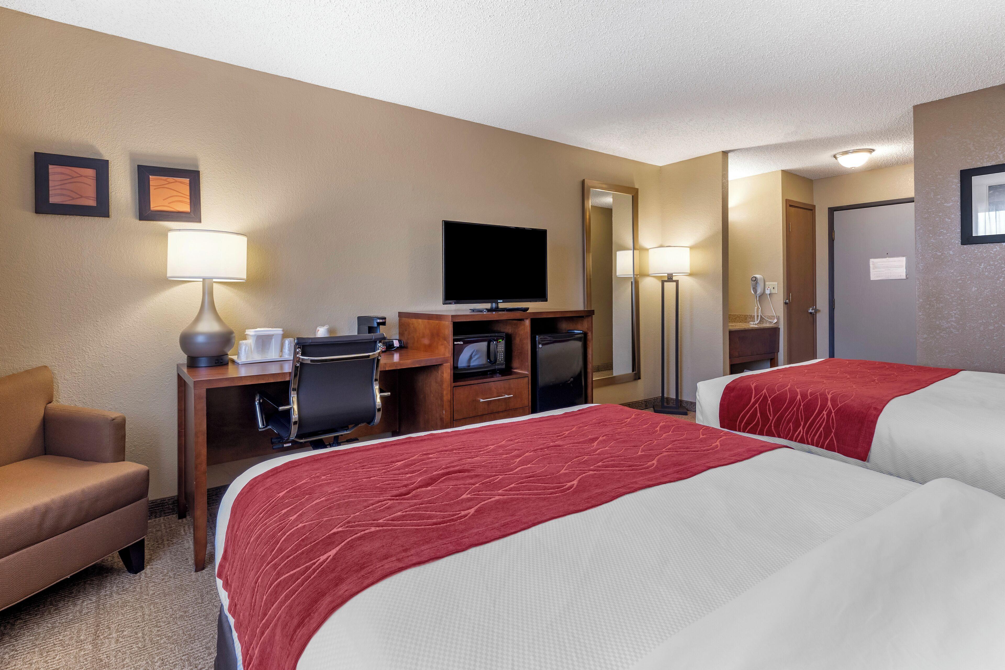 Queen Room Two Queen Beds Non-Smoking