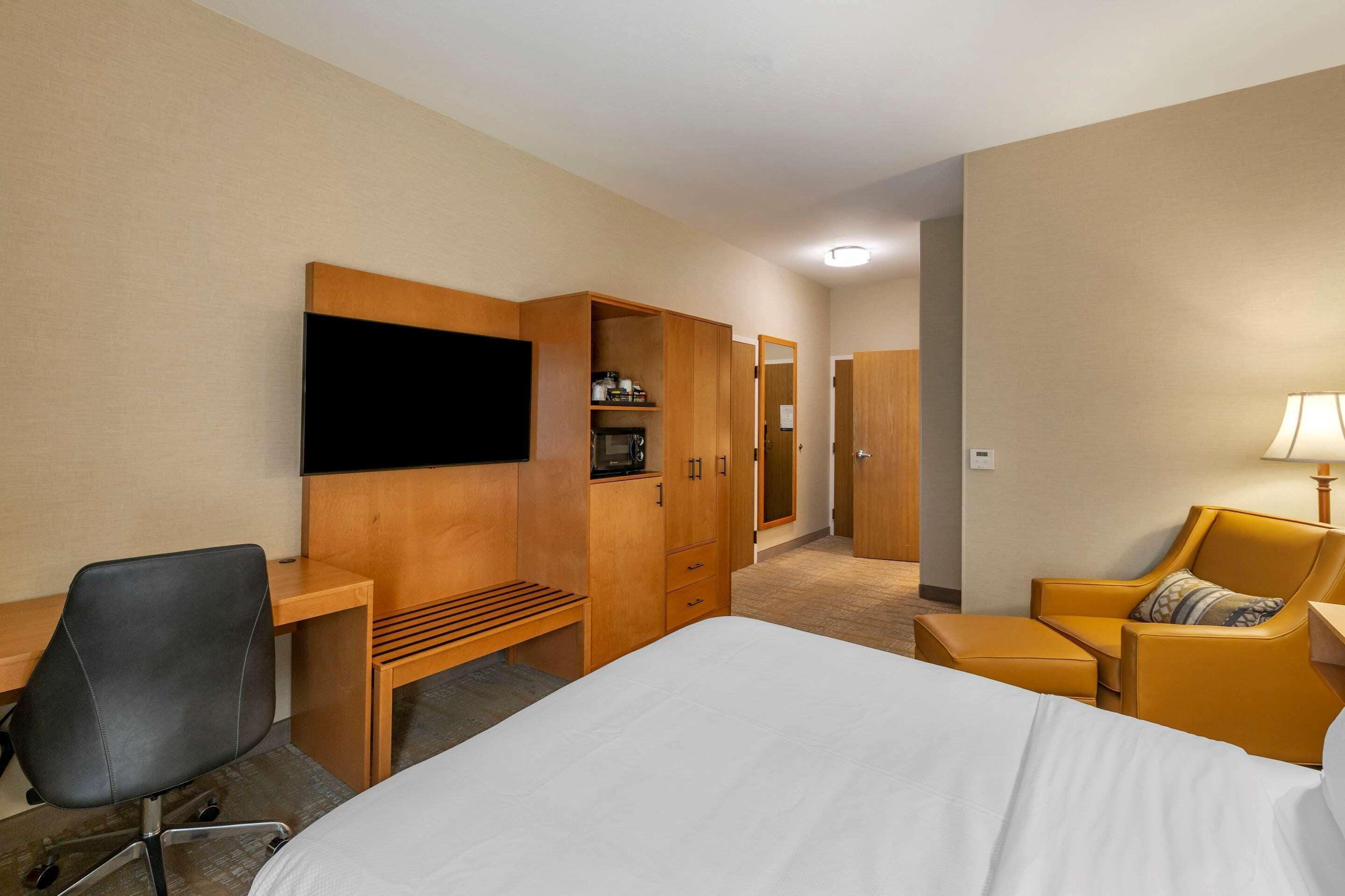 Standard Queen Room Two Queen Beds Non Smoking