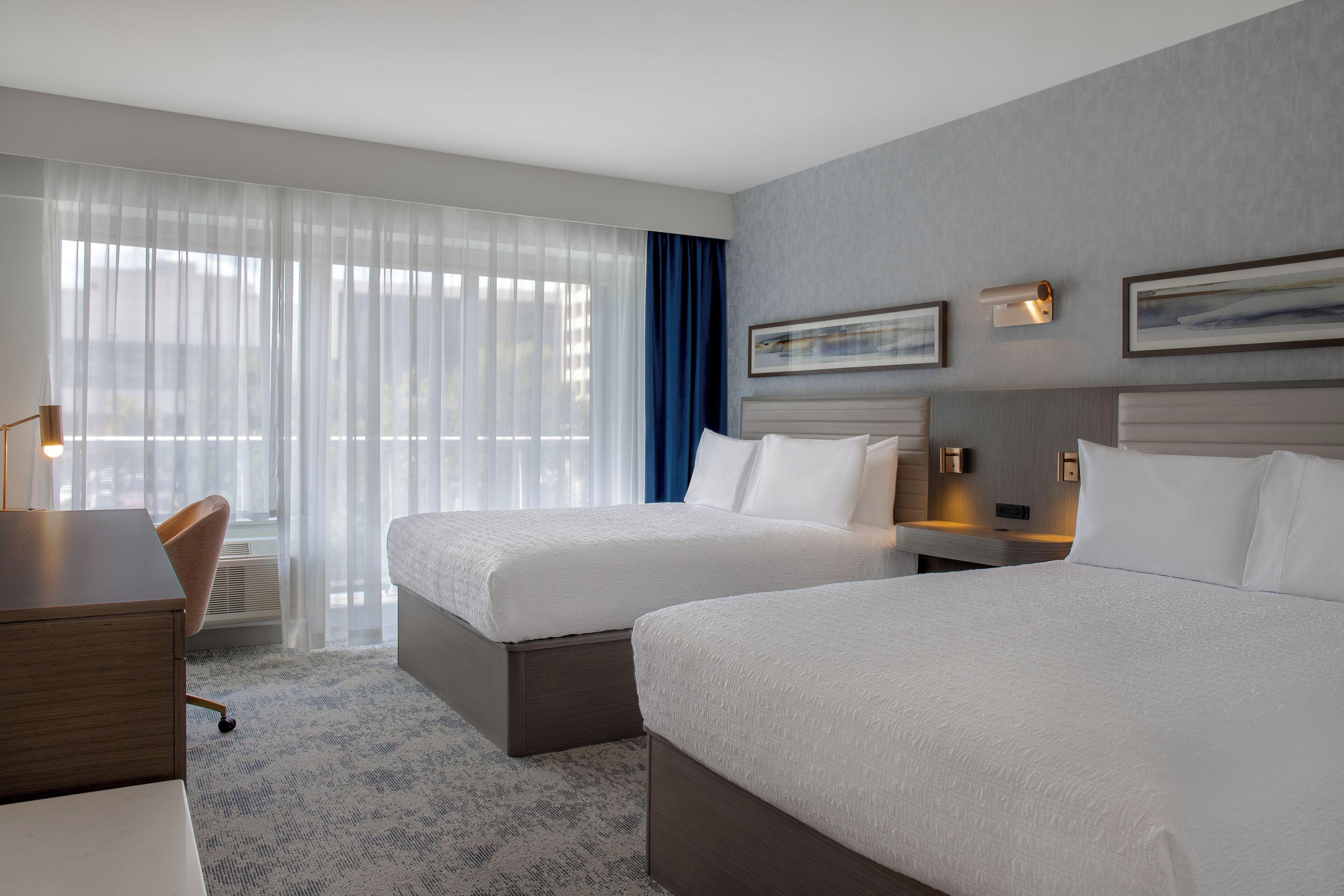Queen Room Two Queen Beds City View