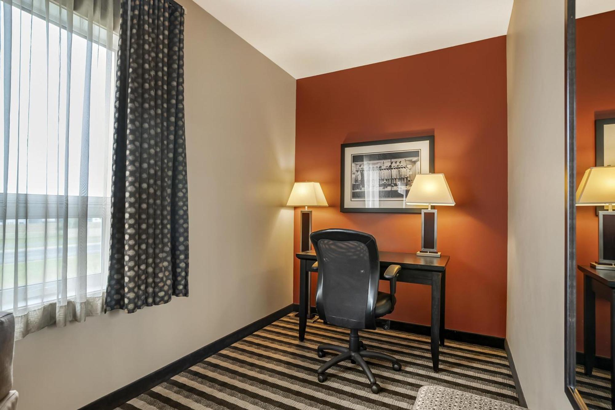 King Room Two King Beds Jetted Tub