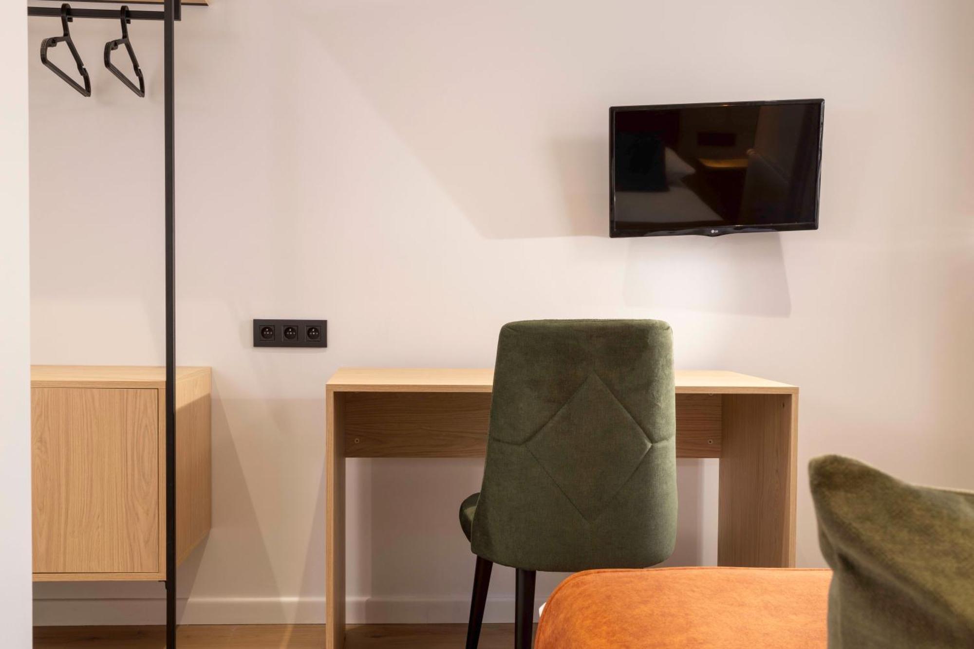 Double Room Atelier Eiffel