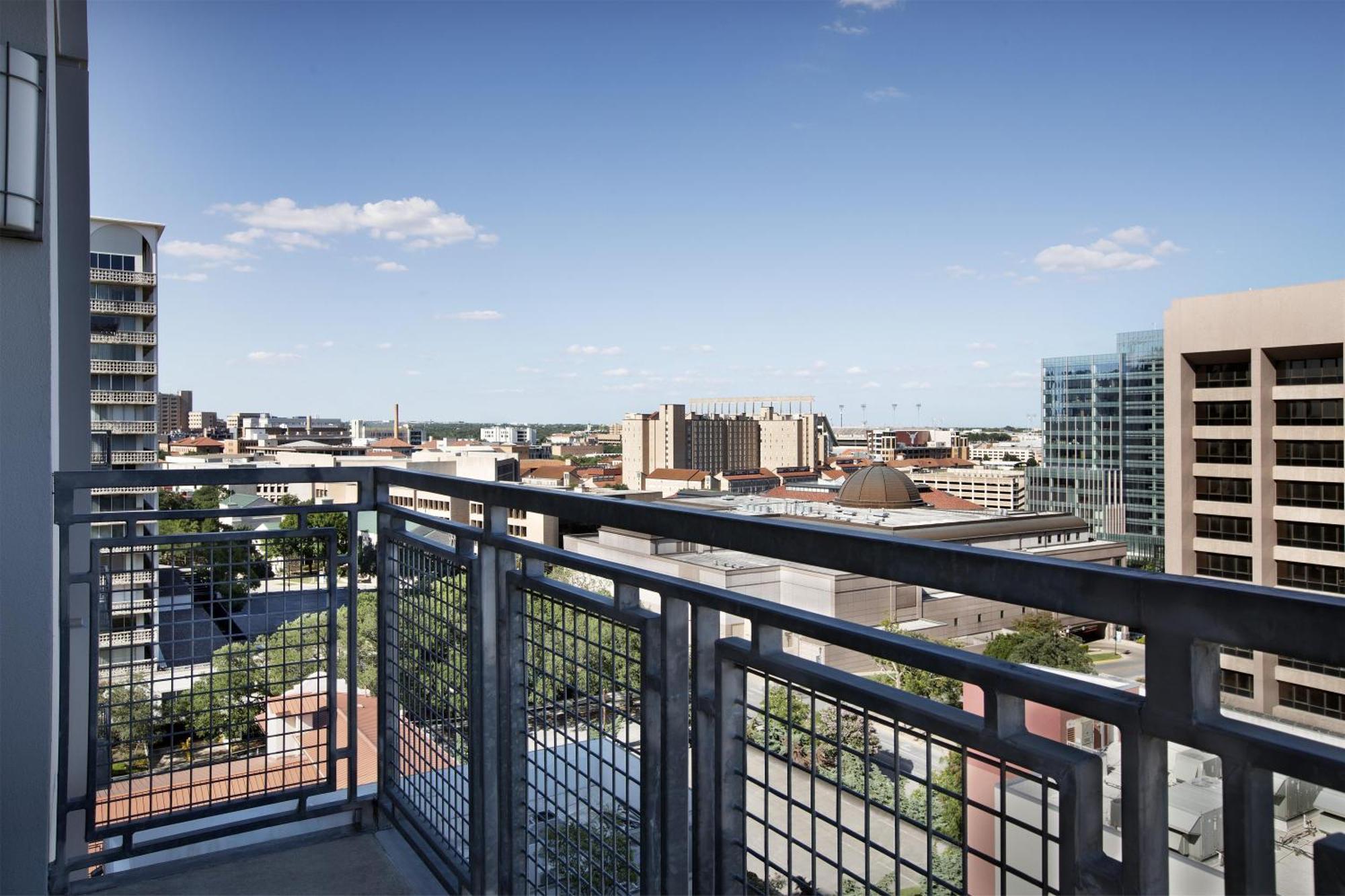 King Room Balcony Hearing Accessible or Non-Smoking