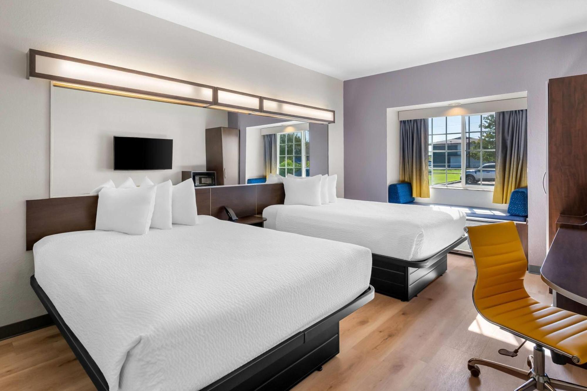 Deluxe Queen Room Two Queen Beds Non-Smoking or Pet Friendly