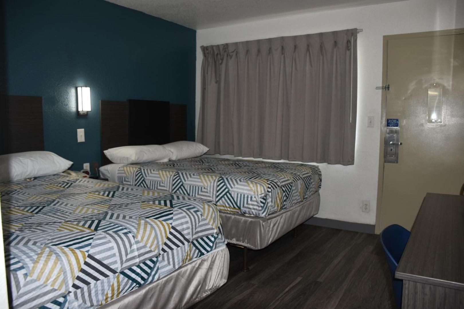 Quadruple Room Non-Smoking
