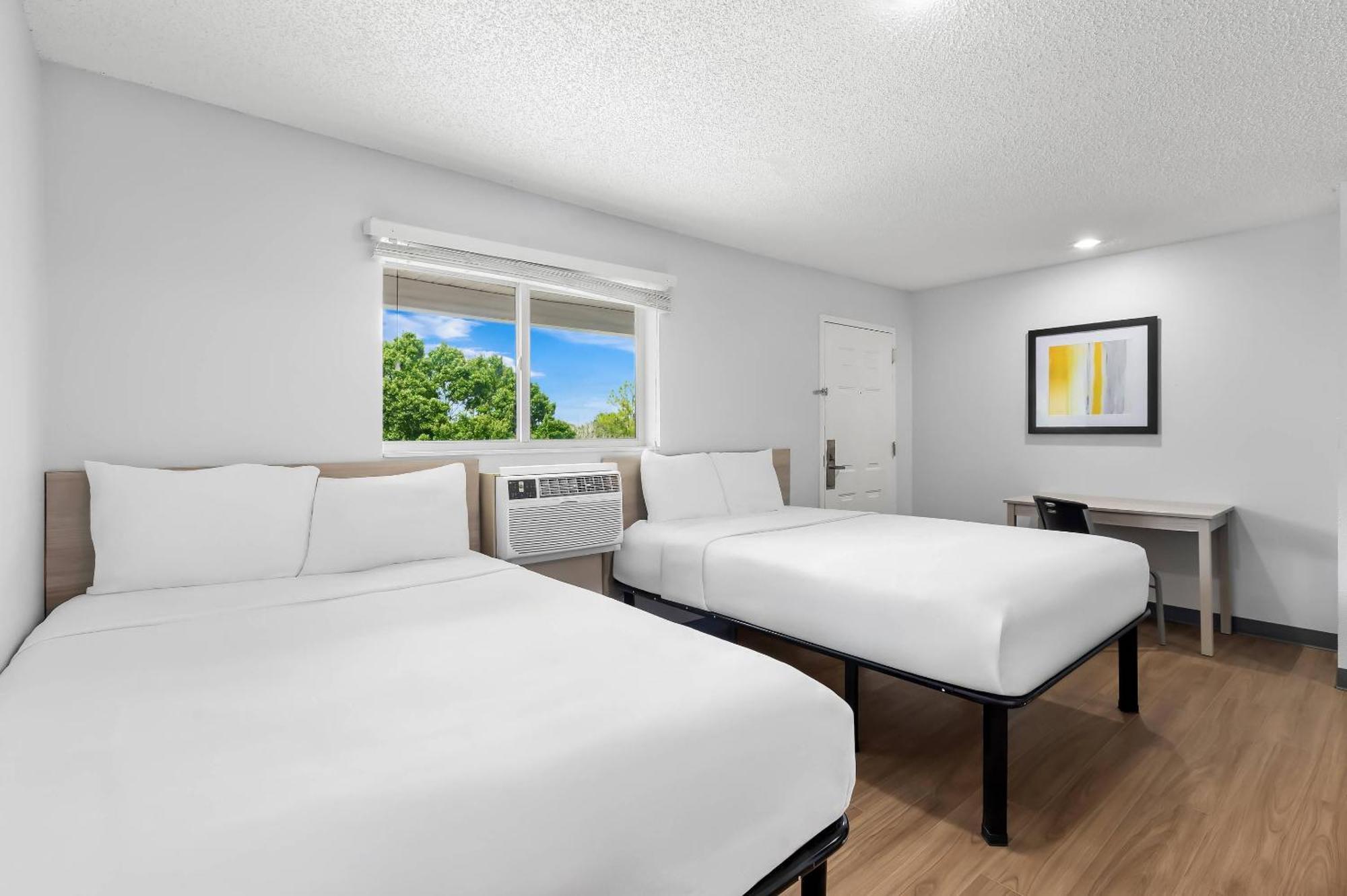 Double Room Two Double Beds Non-Smoking