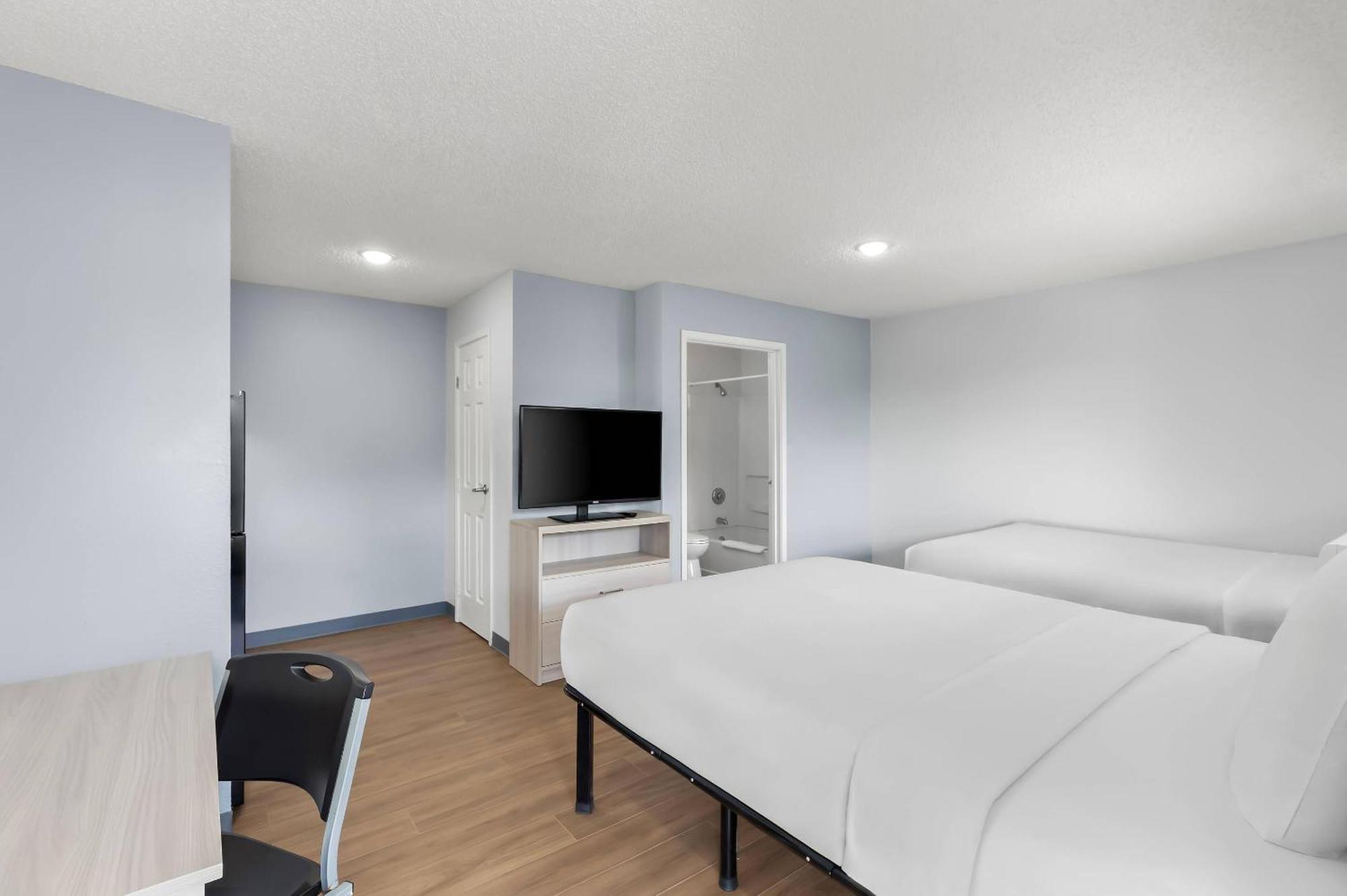 Double Room Two Double Beds Non-Smoking
