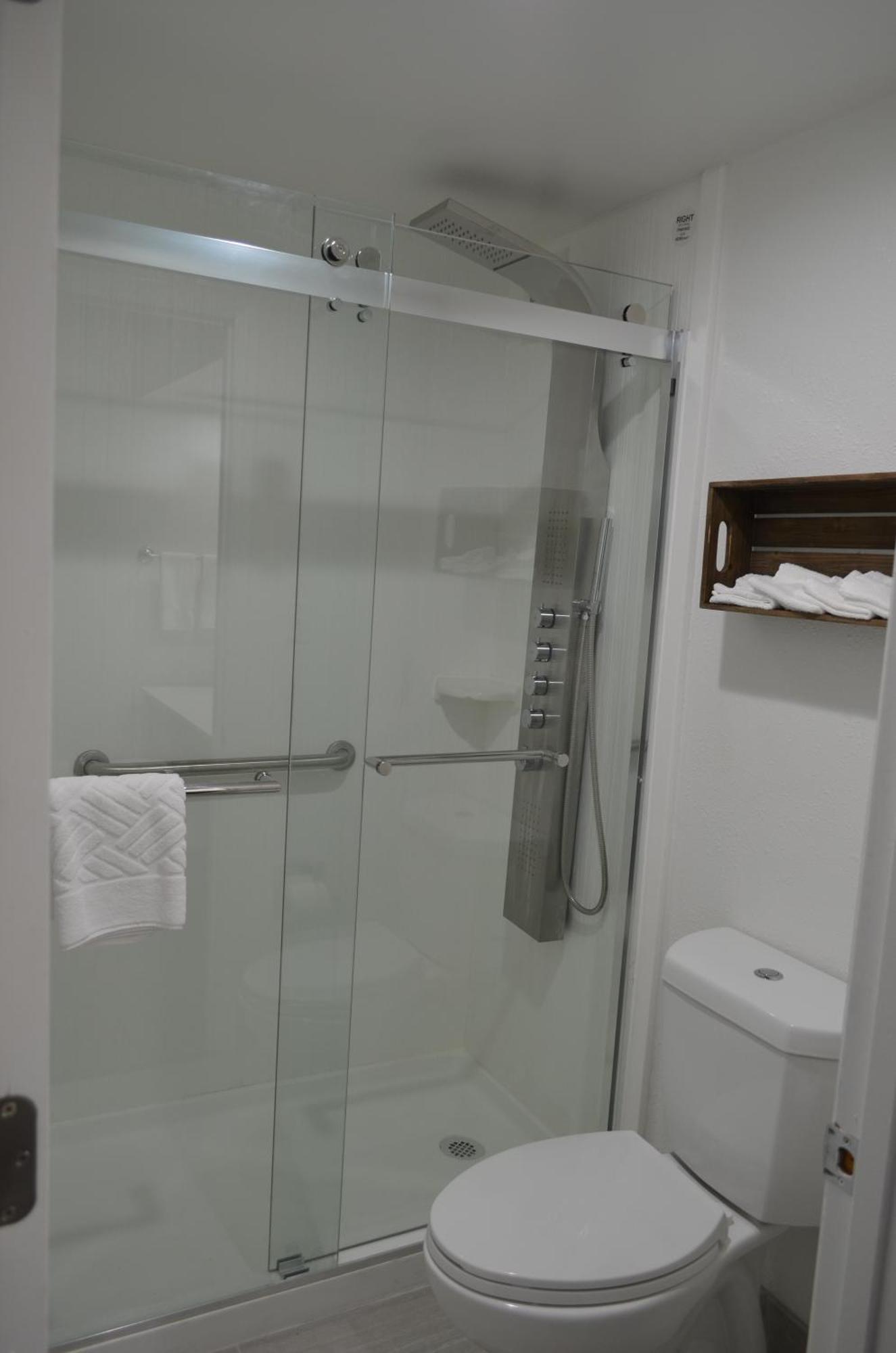 Double Room Two Queen Beds Non-Smoking