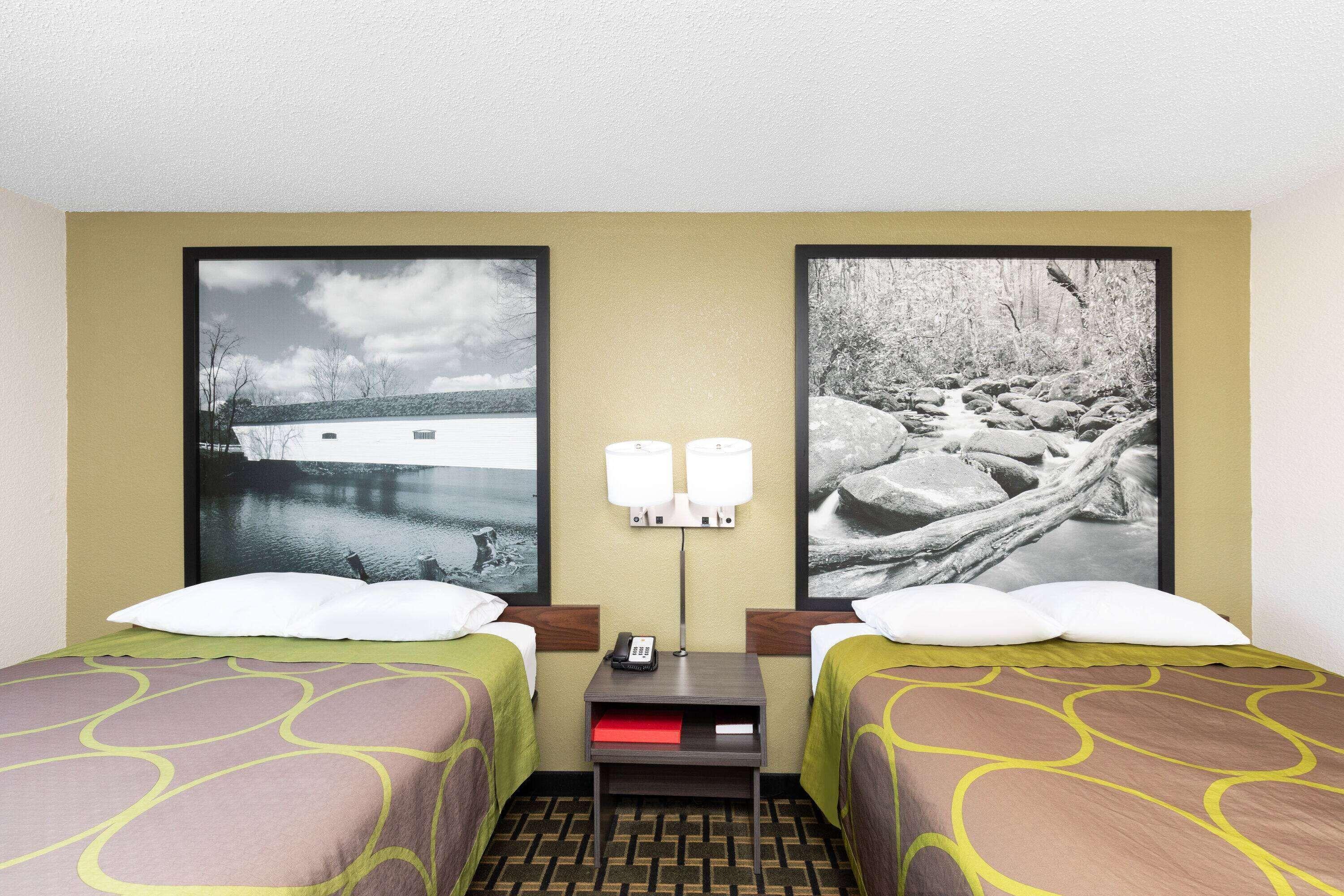 Queen Room Two Queen Beds Non-Smoking