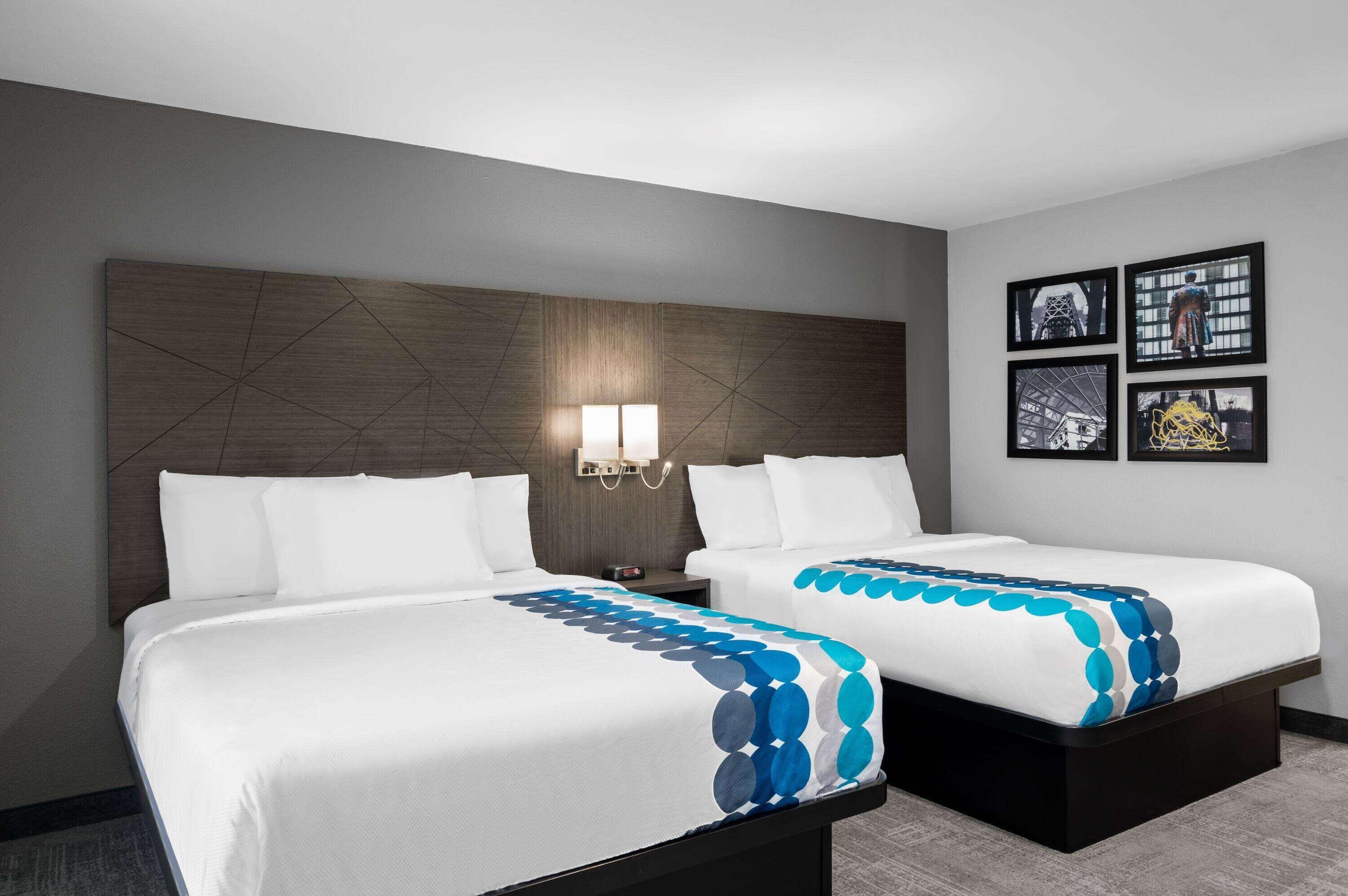 Studio Suite Two Queen Beds Non-Smoking