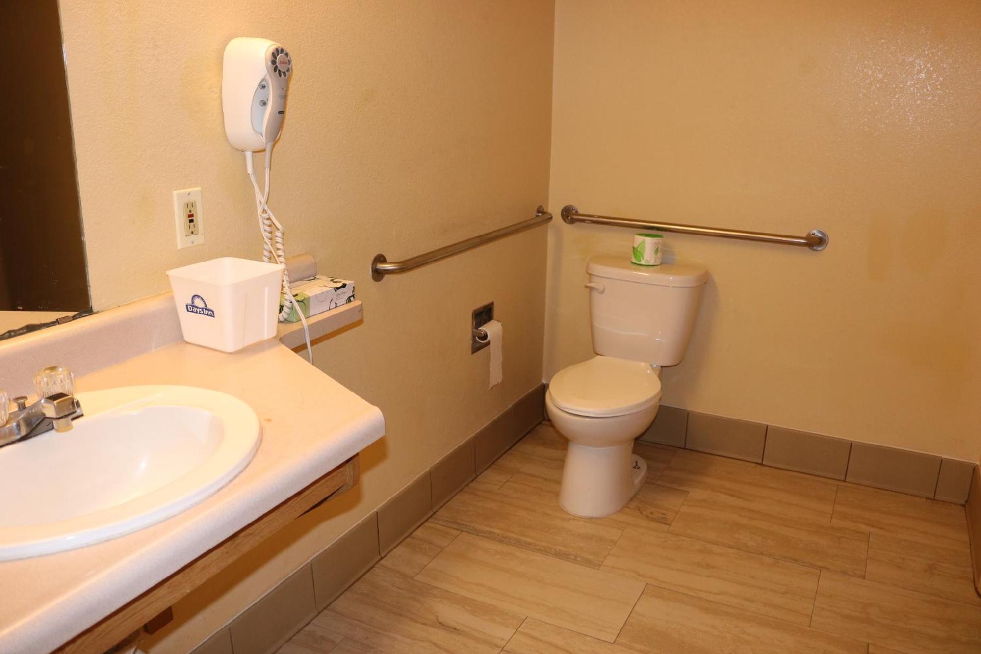 King Room Disability Access or Non-Smoking