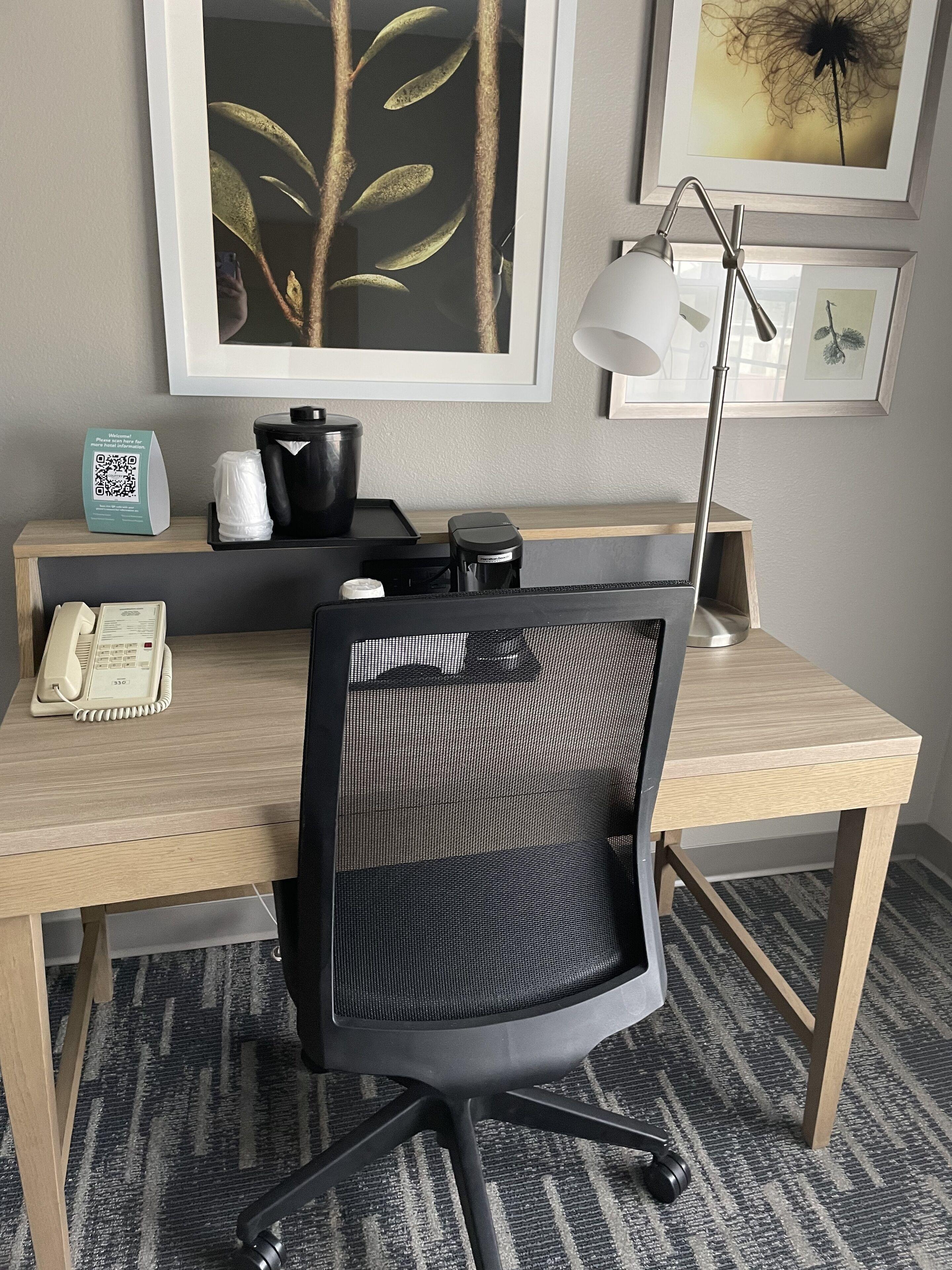 Queen Room Two Queen Beds Non-Smoking