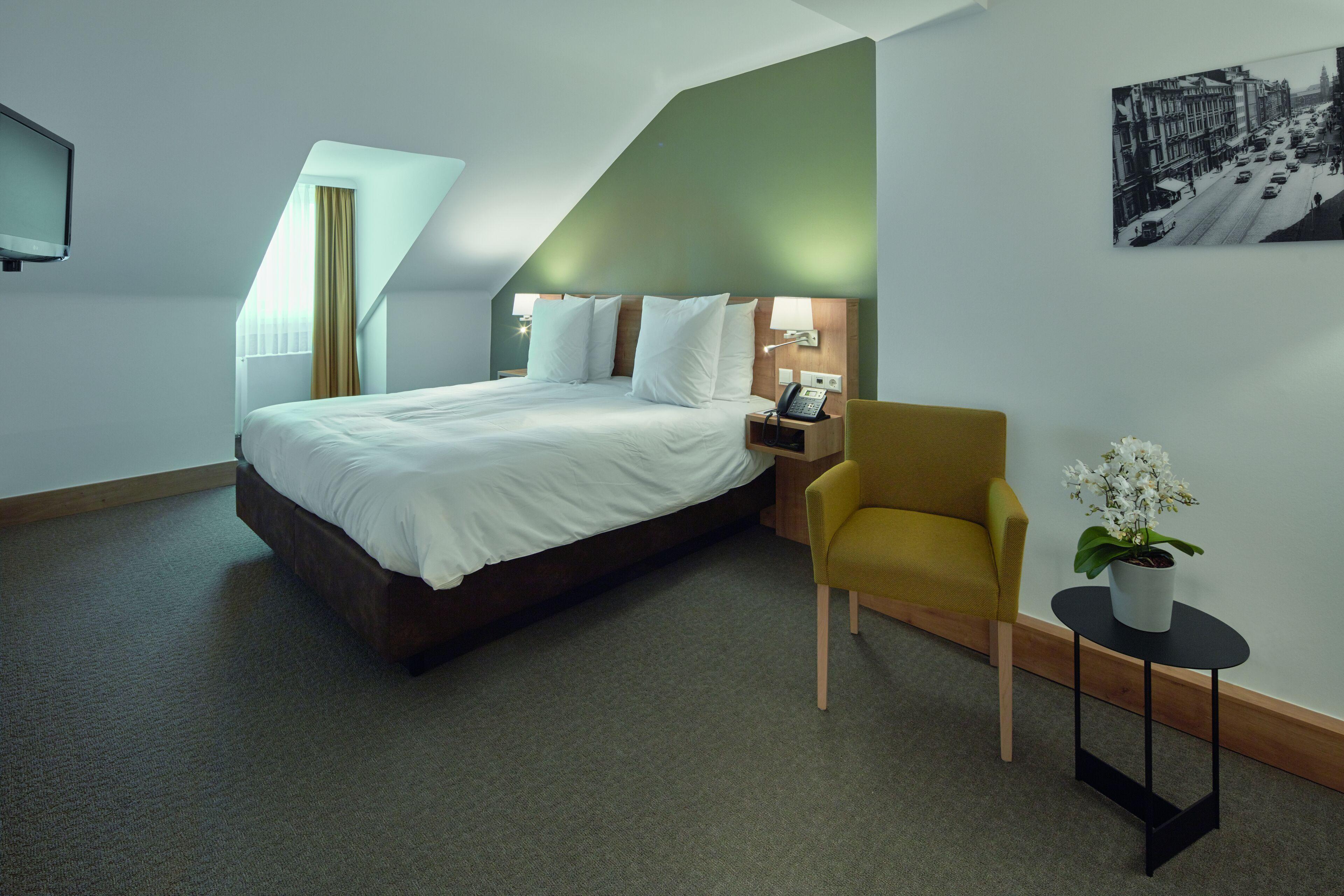 Superior King Room